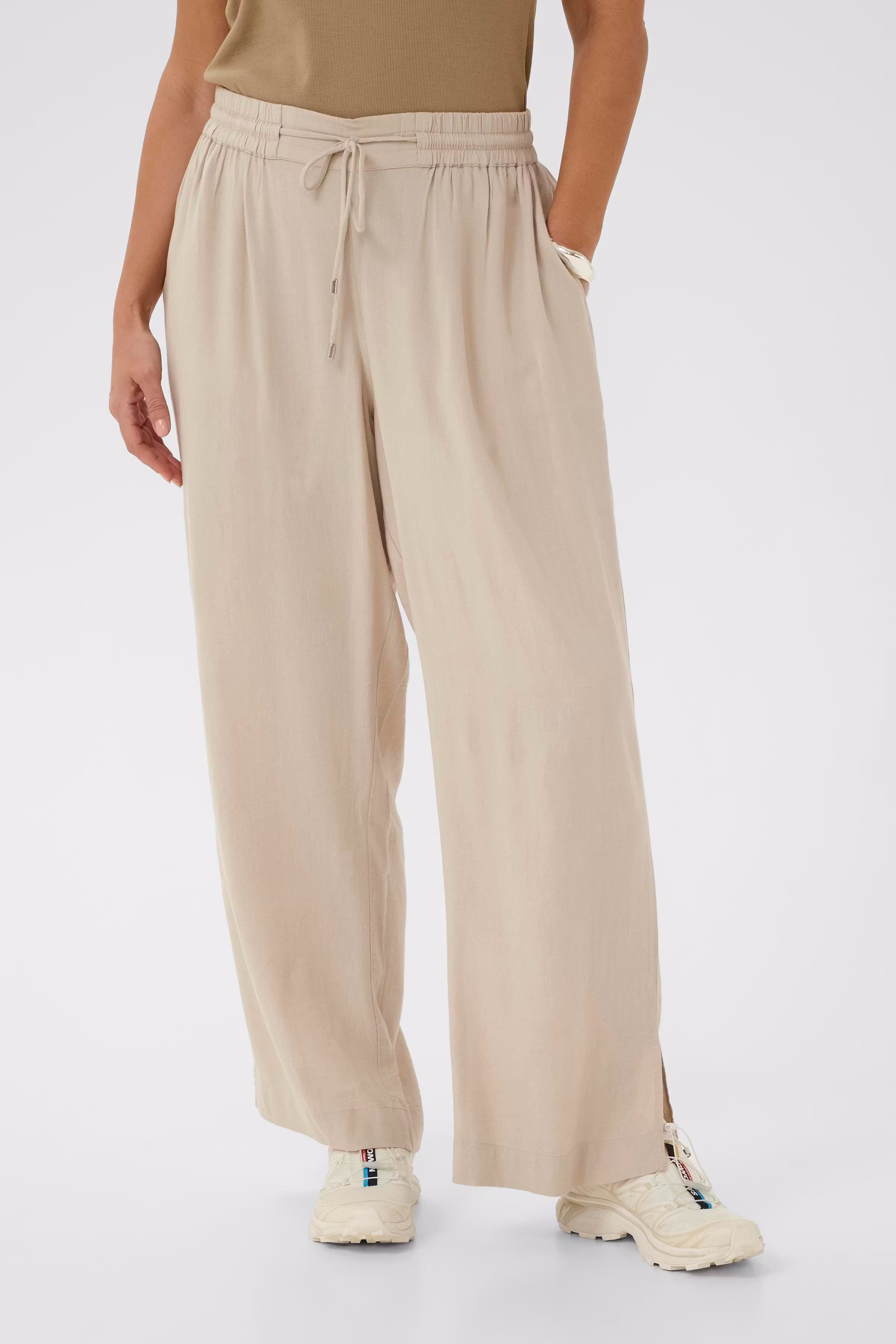 KCmille Byxor LOOKBOOK FRONT 10584078-151305