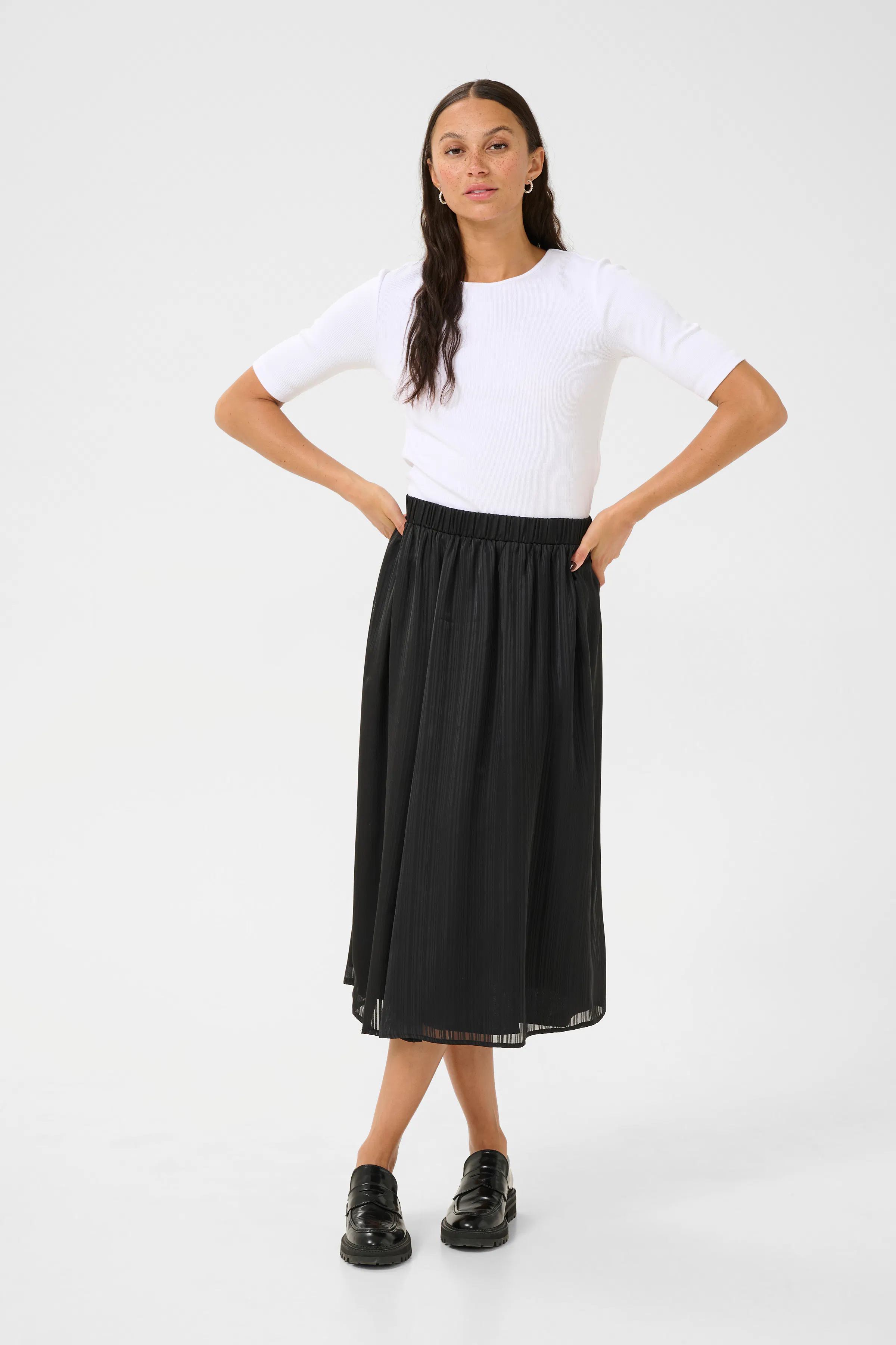 KAmille Skjørt LOOKBOOK FRONT 10510251-100121