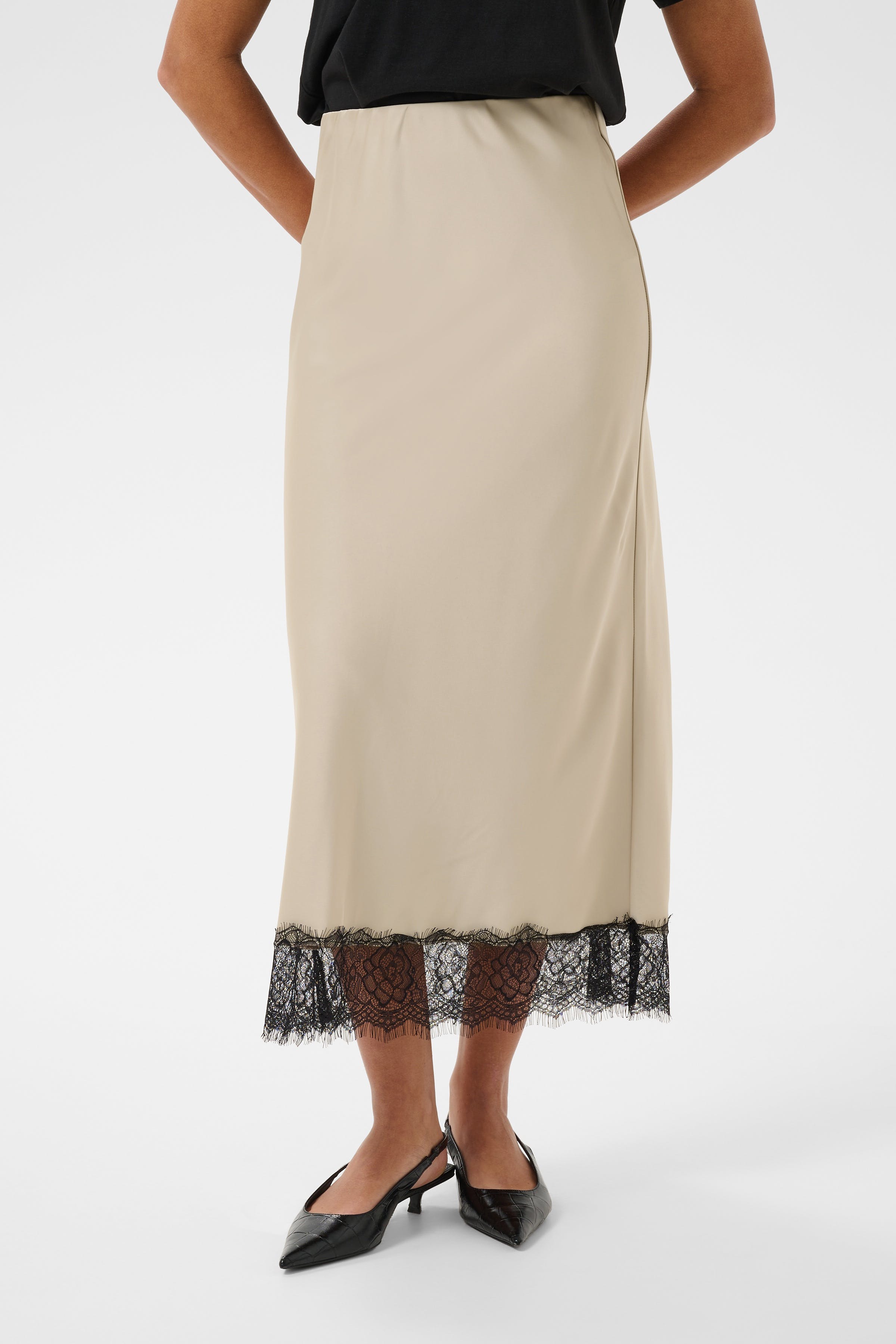 KAhilll Skirt LOOKBOOK FRONT 10511909-151305