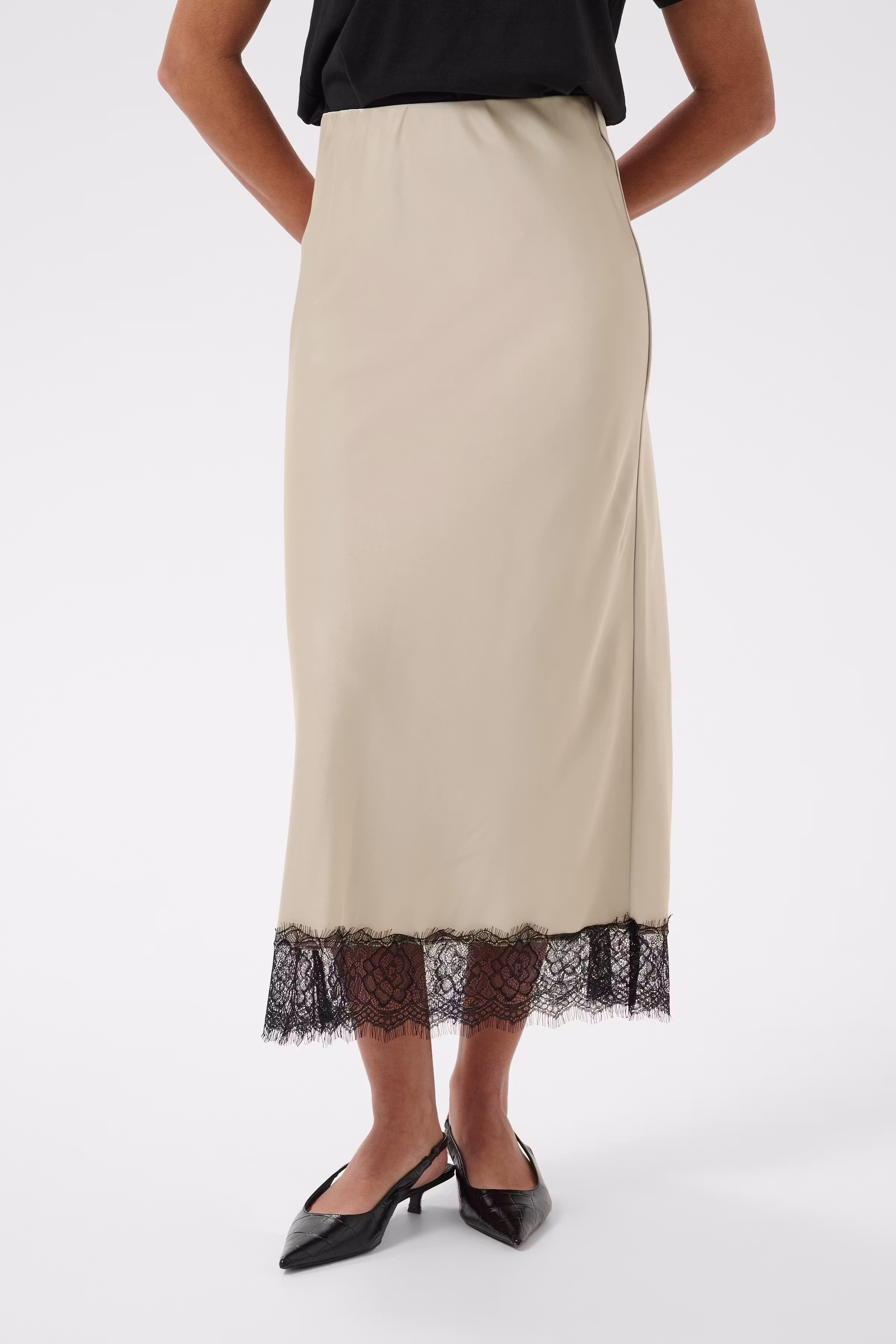 KAhilll Skirt LOOKBOOK FRONT 10511909-151305