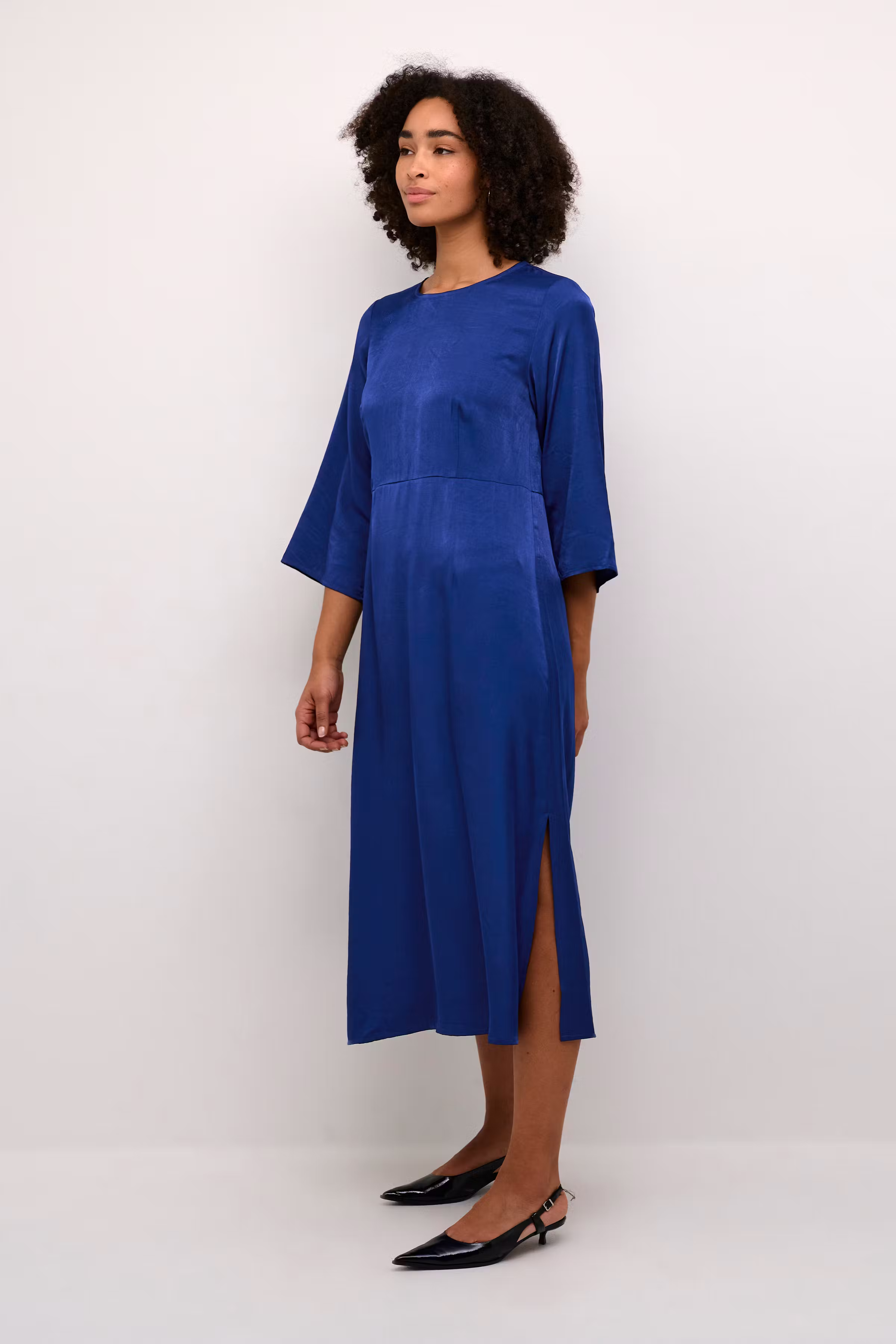 KAmemba Dress LOOKBOOK FRONT 10509072-193942