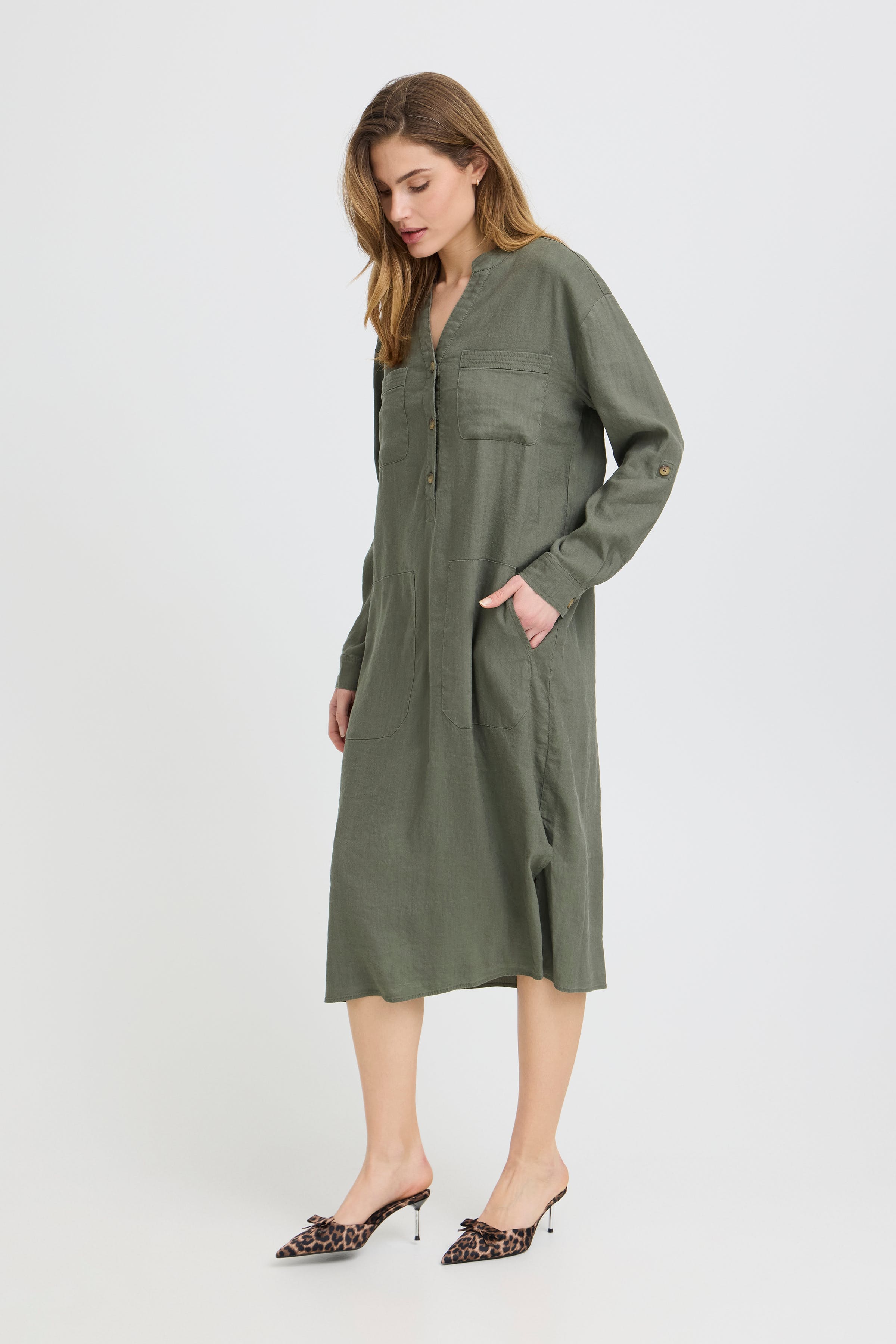 PZLUCA Kjole LOOKBOOK FRONT 50210431-180312