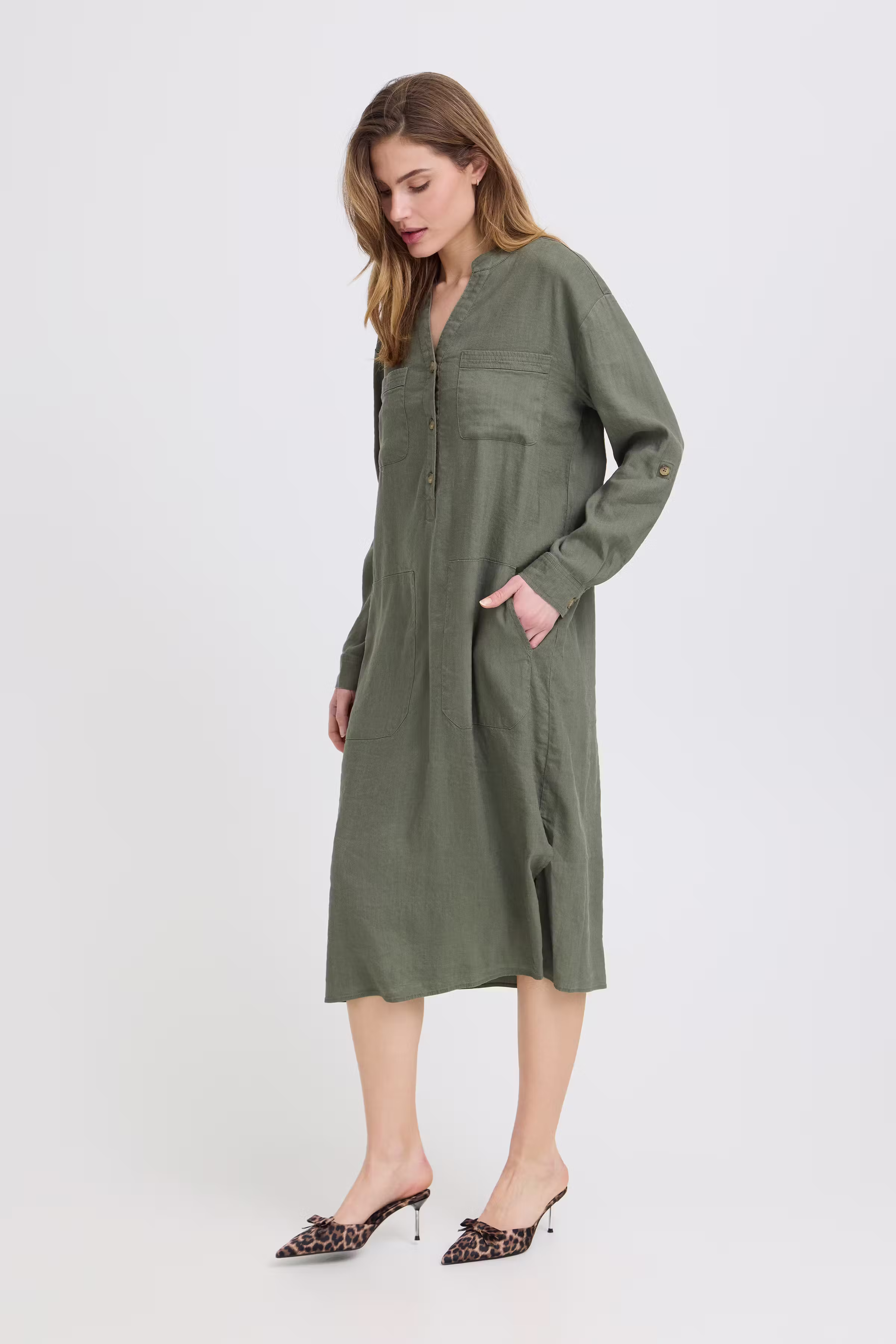PZLUCA Kjole LOOKBOOK FRONT 50210431-180312