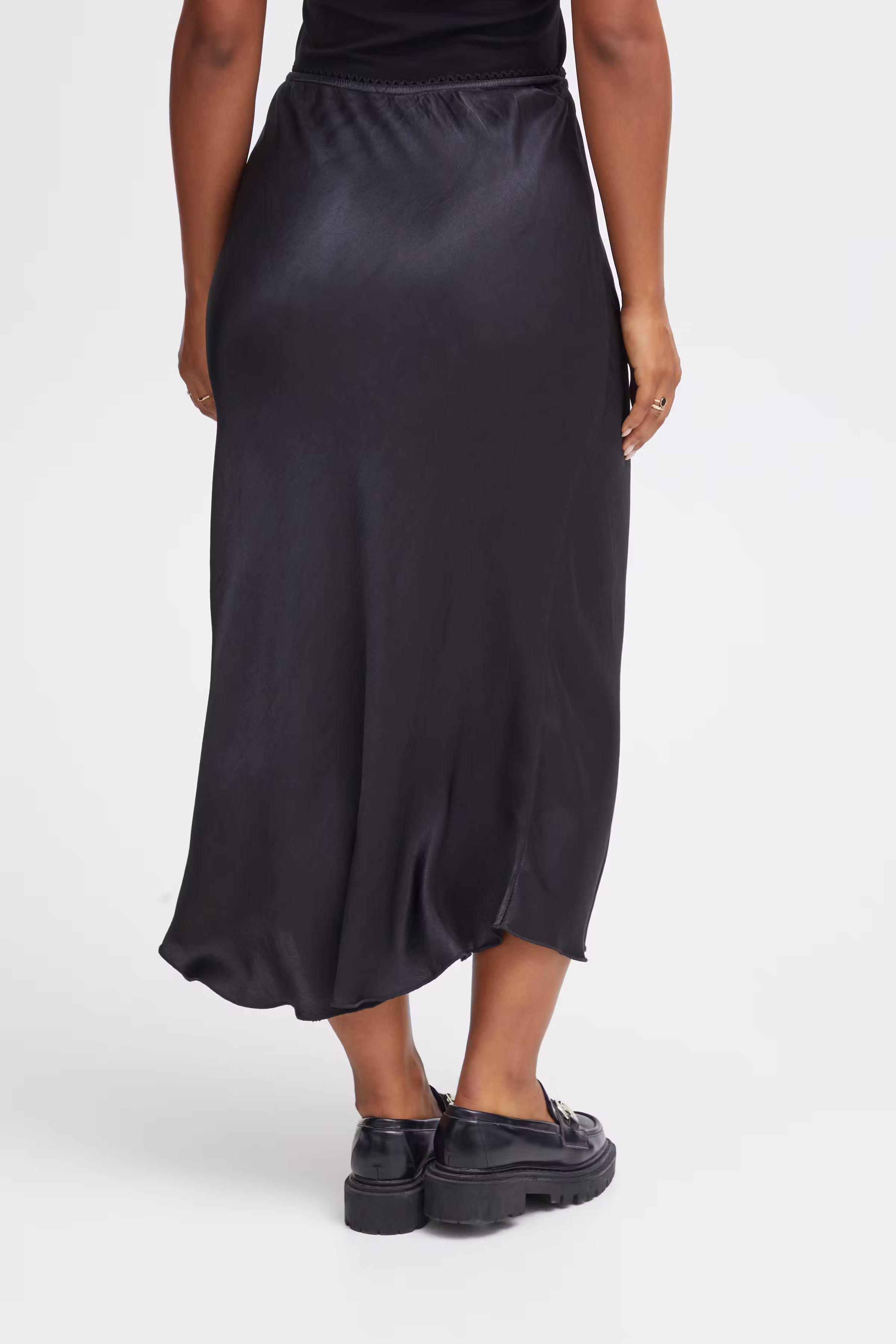 SBCOVERLY Skjørt LOOKBOOK BACK 22100403-190303