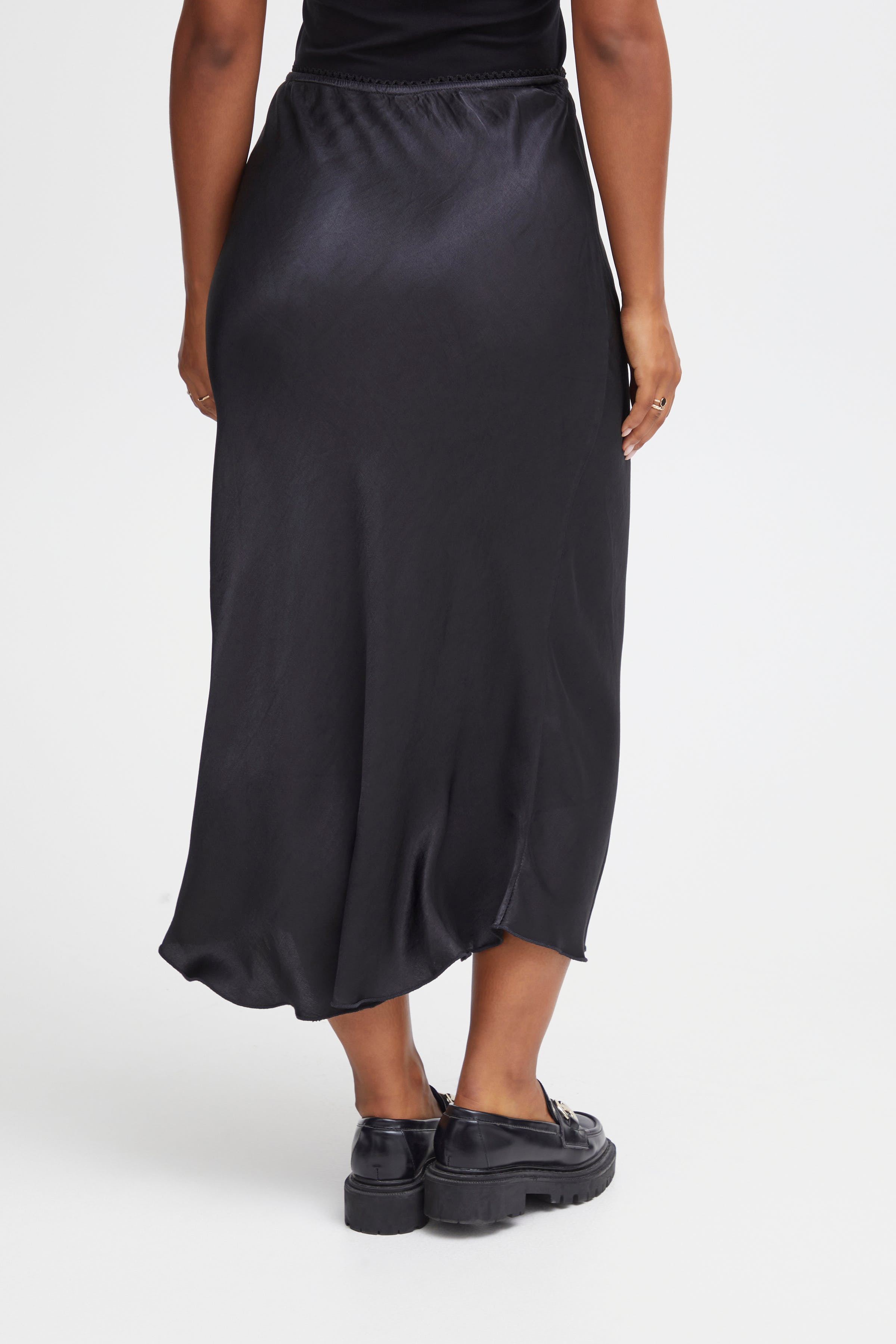 SBCOVERLY Skjørt LOOKBOOK BACK 22100403-190303