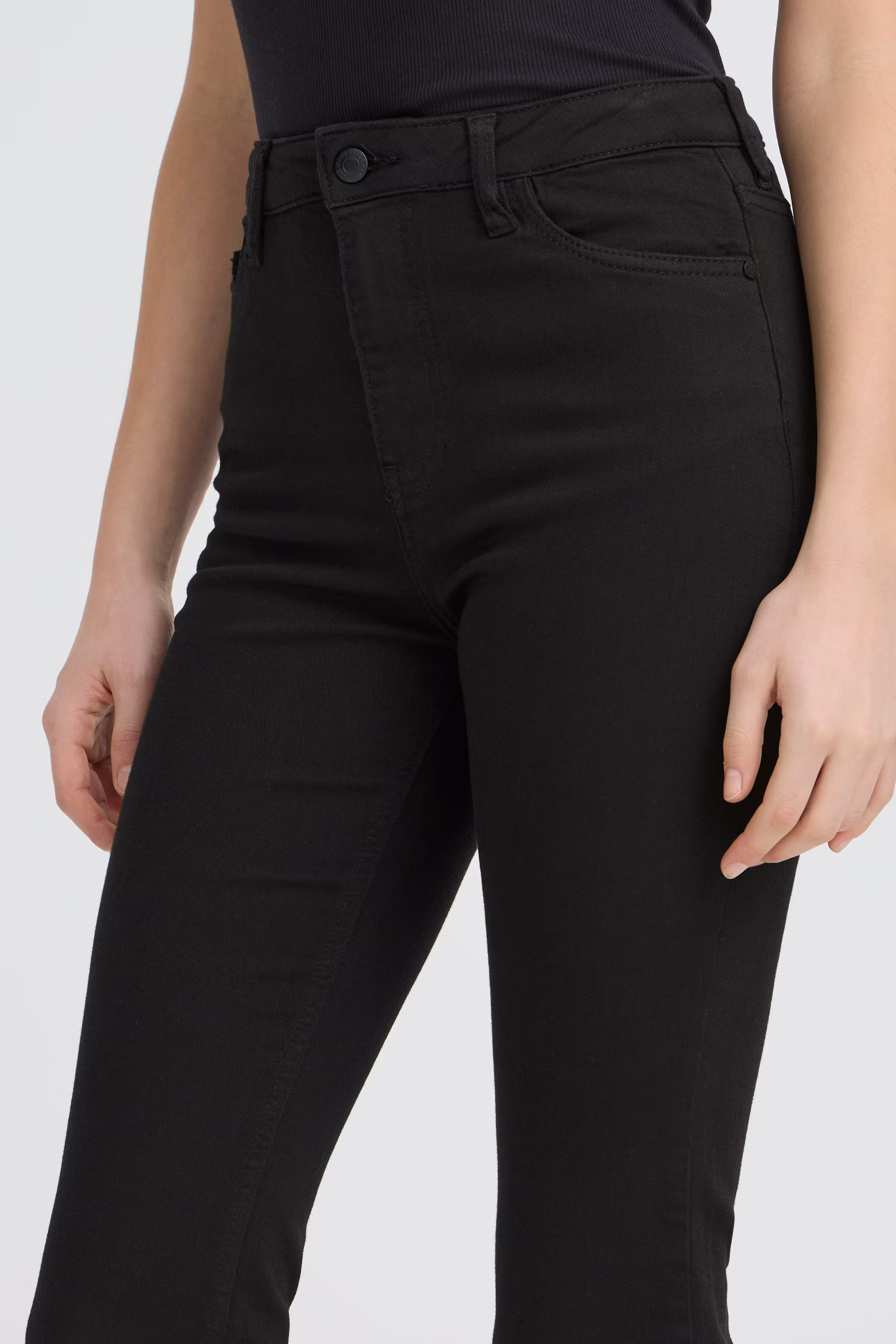 PZBECCA UHW Bootcut Leg LOOKBOOK DETAIL 50208722-200004