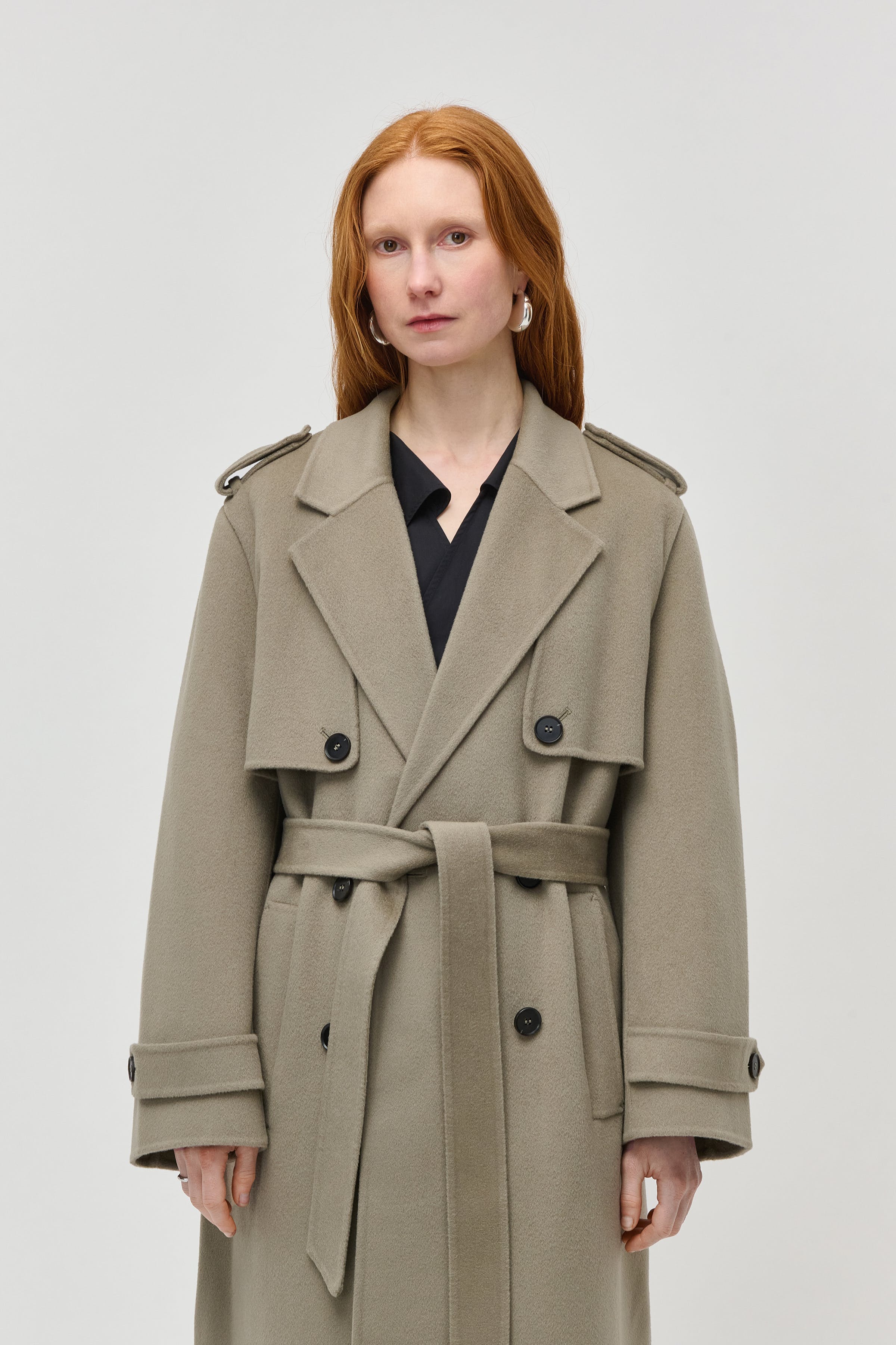 COLETTE Mantel LOOKBOOK FRONT 30600565-GY918