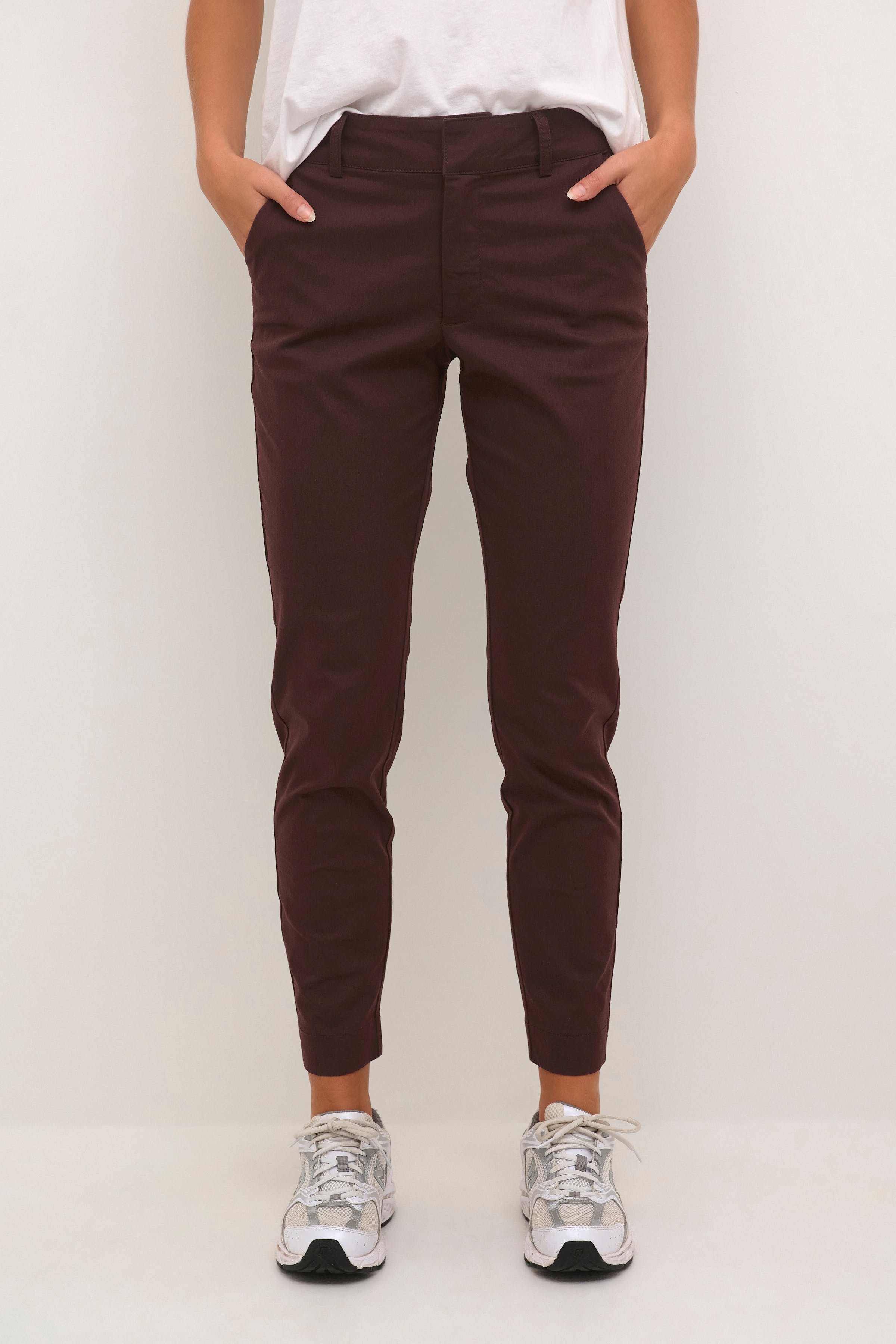 KAlea Bukser LOOKBOOK FRONT 10505191-191016