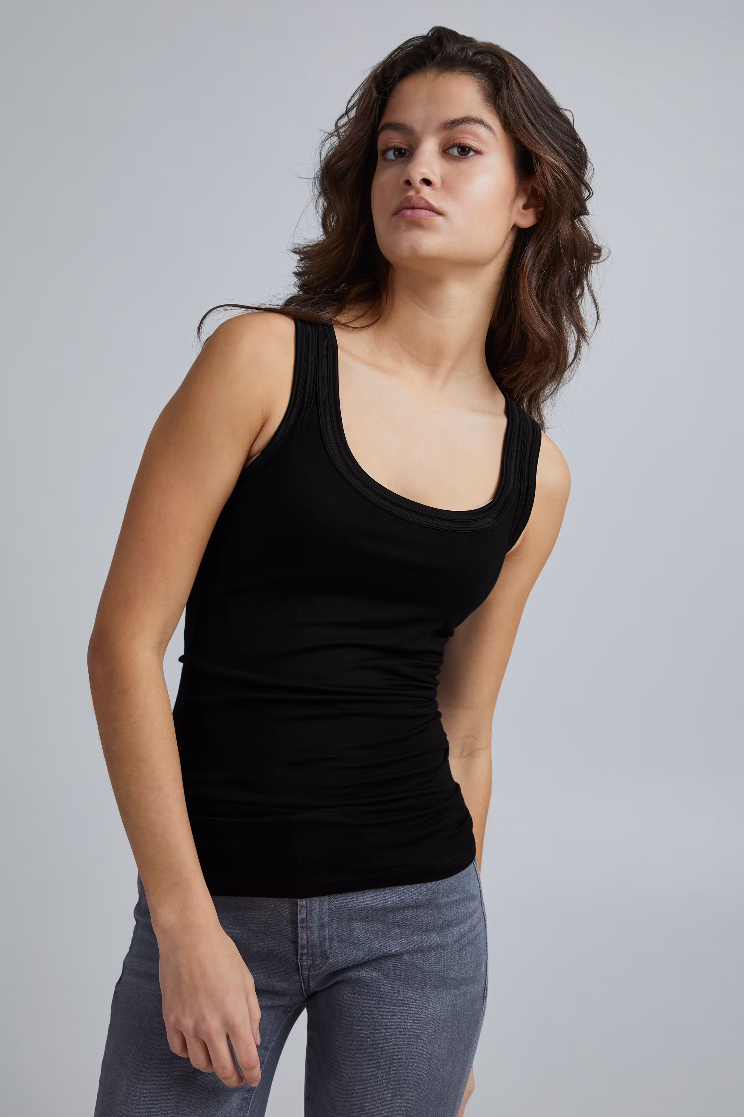 Jersey top LOOKBOOK FRONT 20101231-10001