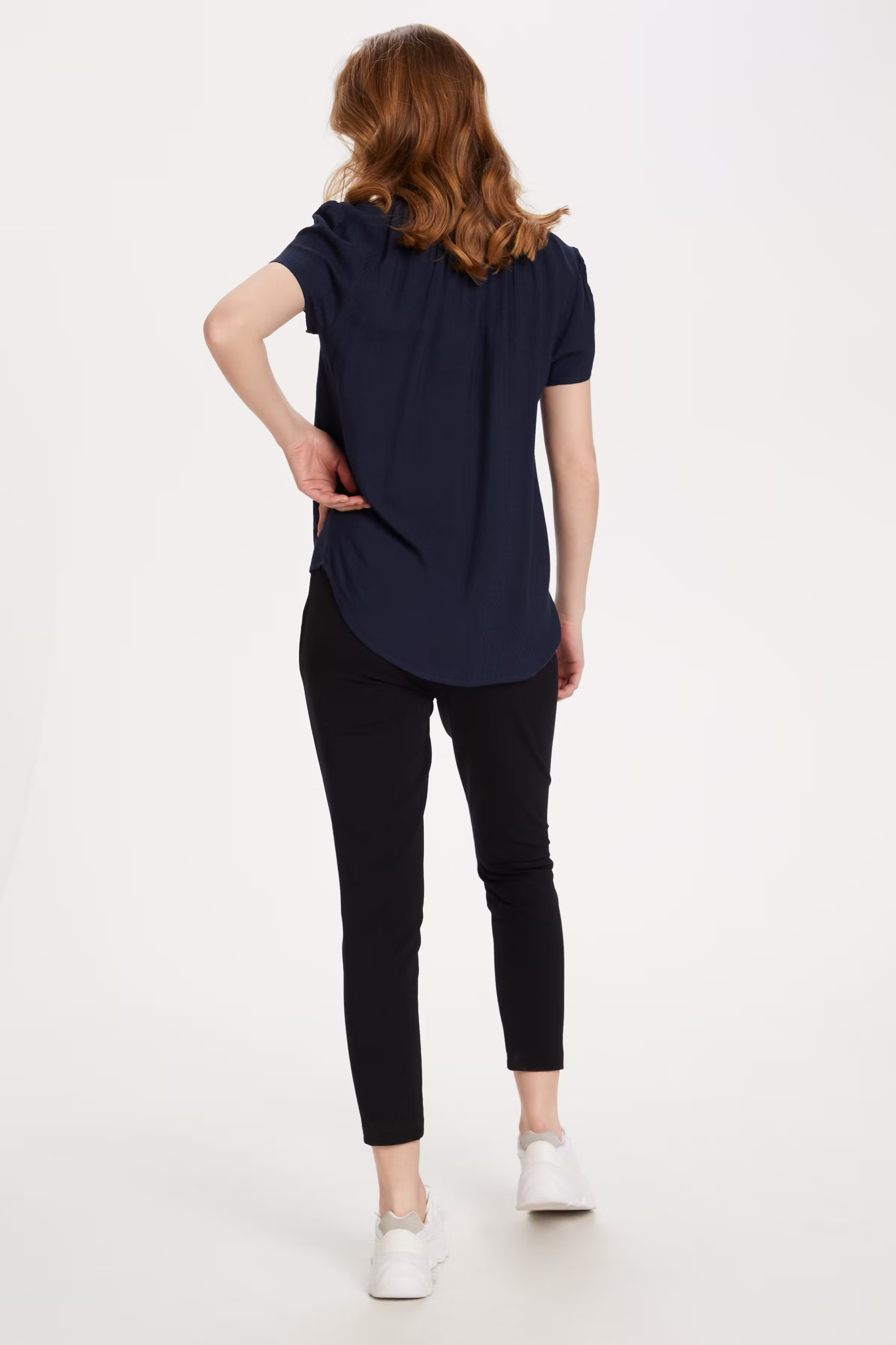 BrittaSZ Blouse LOOKBOOK BACK 30510441-193713