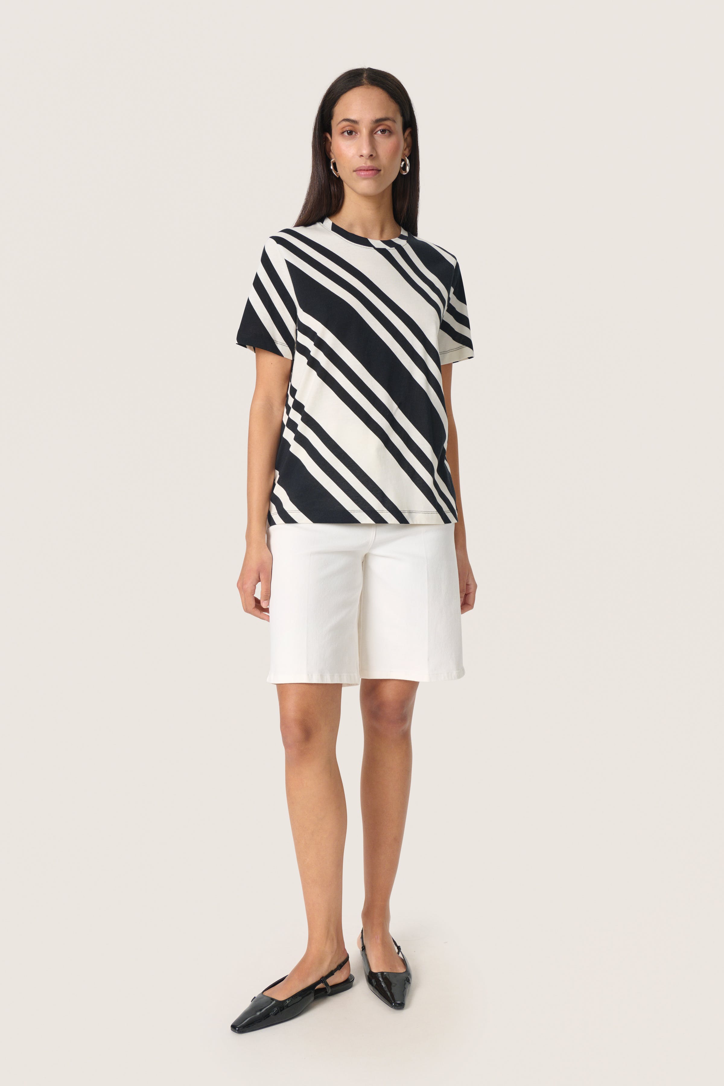 SLAeve T-shirt LOOKBOOK FRONT 30408303-303727