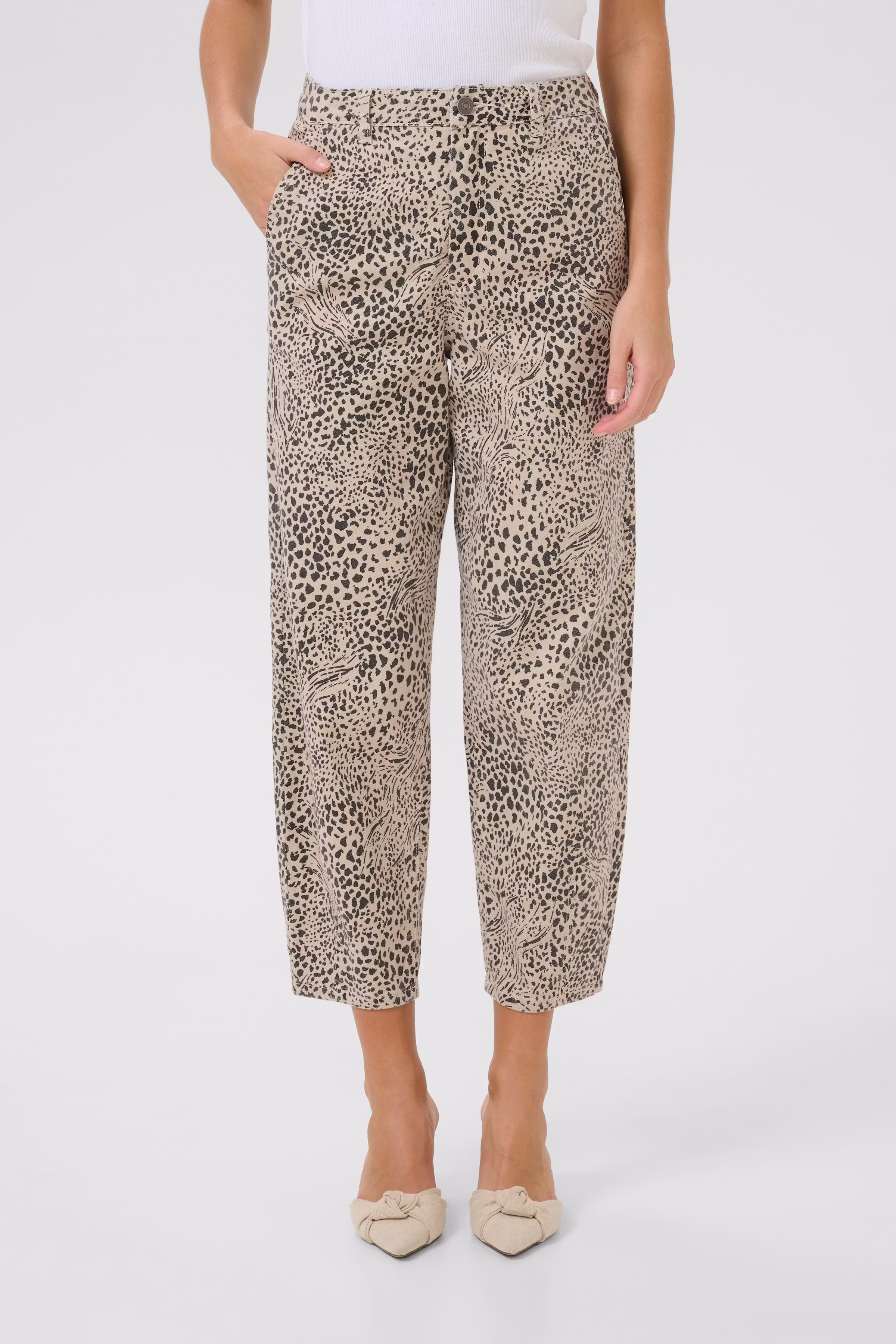 KAlisa Jeans LOOKBOOK FRONT 10510019-107403