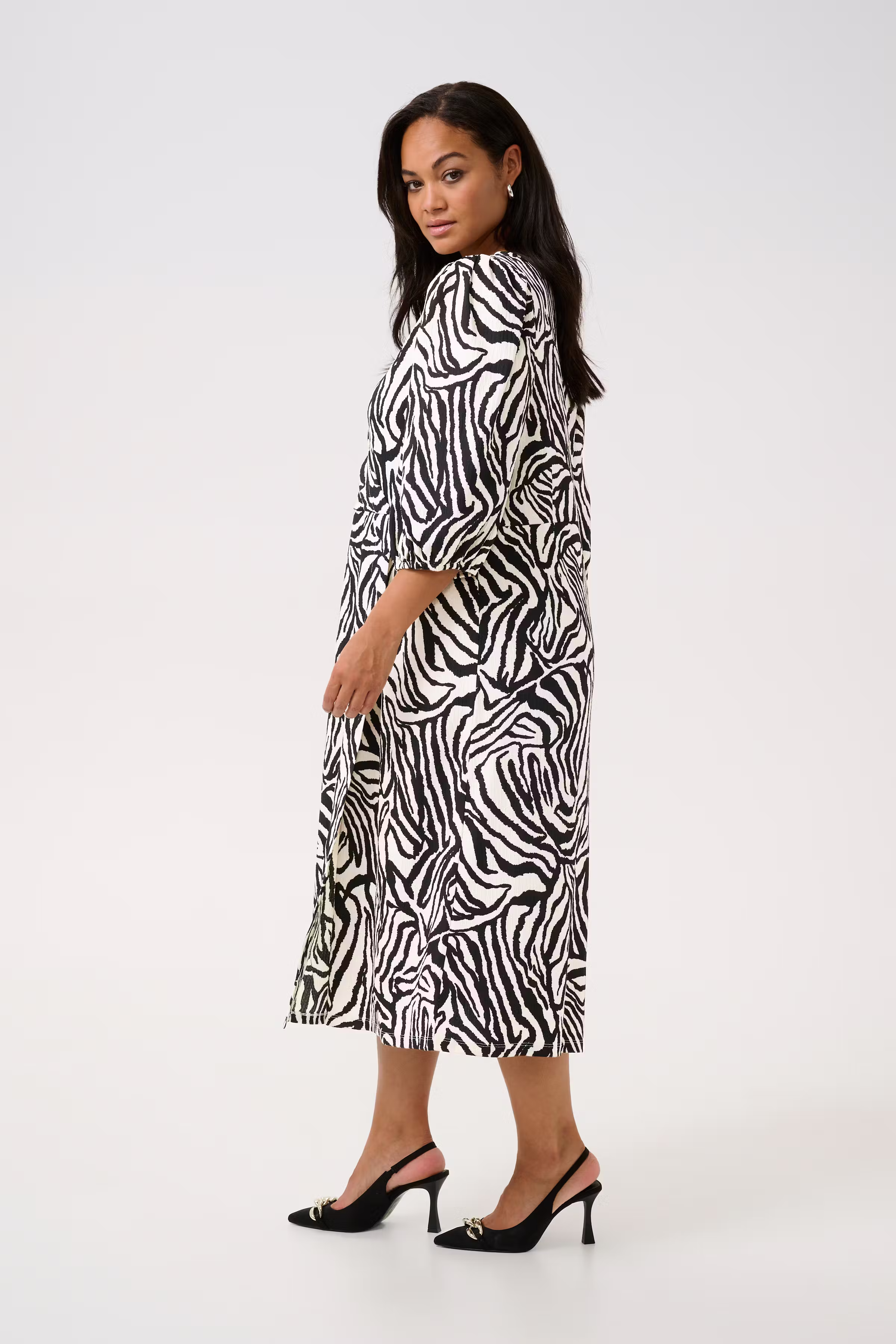 KCkatrina LOOKBOOK FRONT 10583107-107315