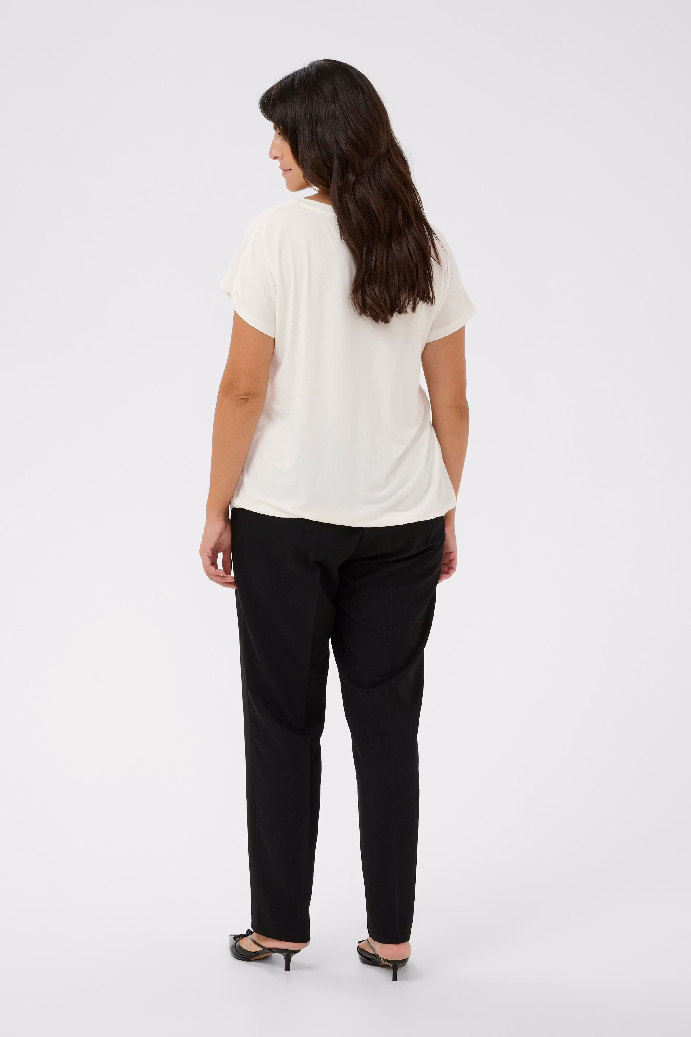 KCjena T-shirt LOOKBOOK BACK 10582099-110602