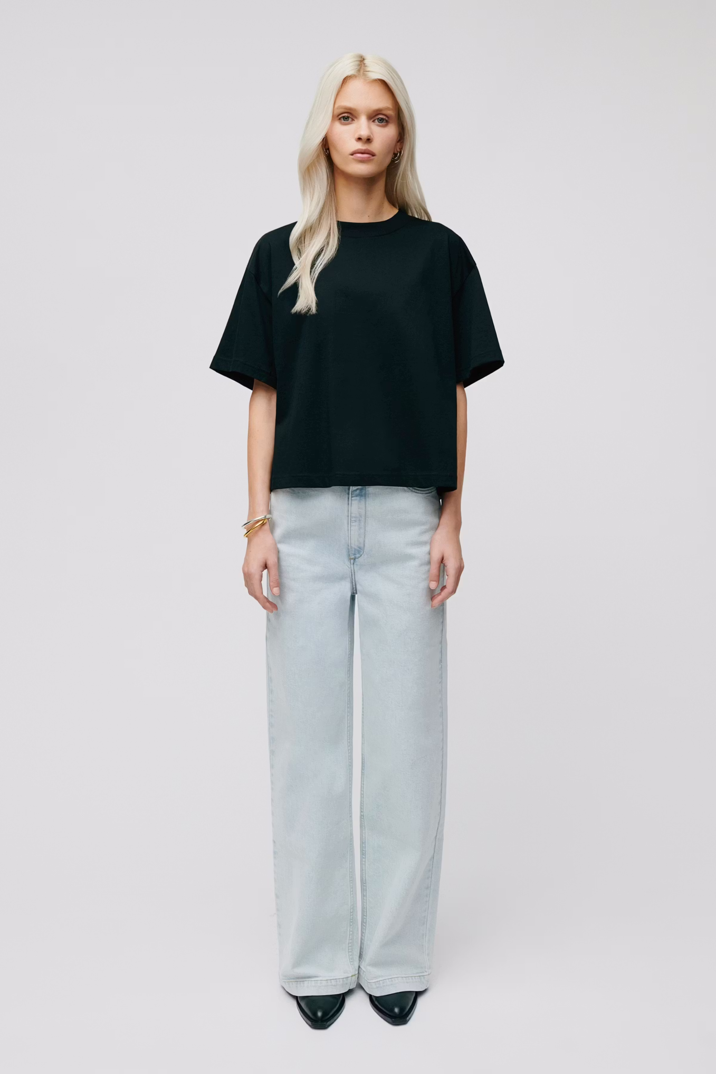 KYLA Top LOOKBOOK FRONT 30600543-BK999