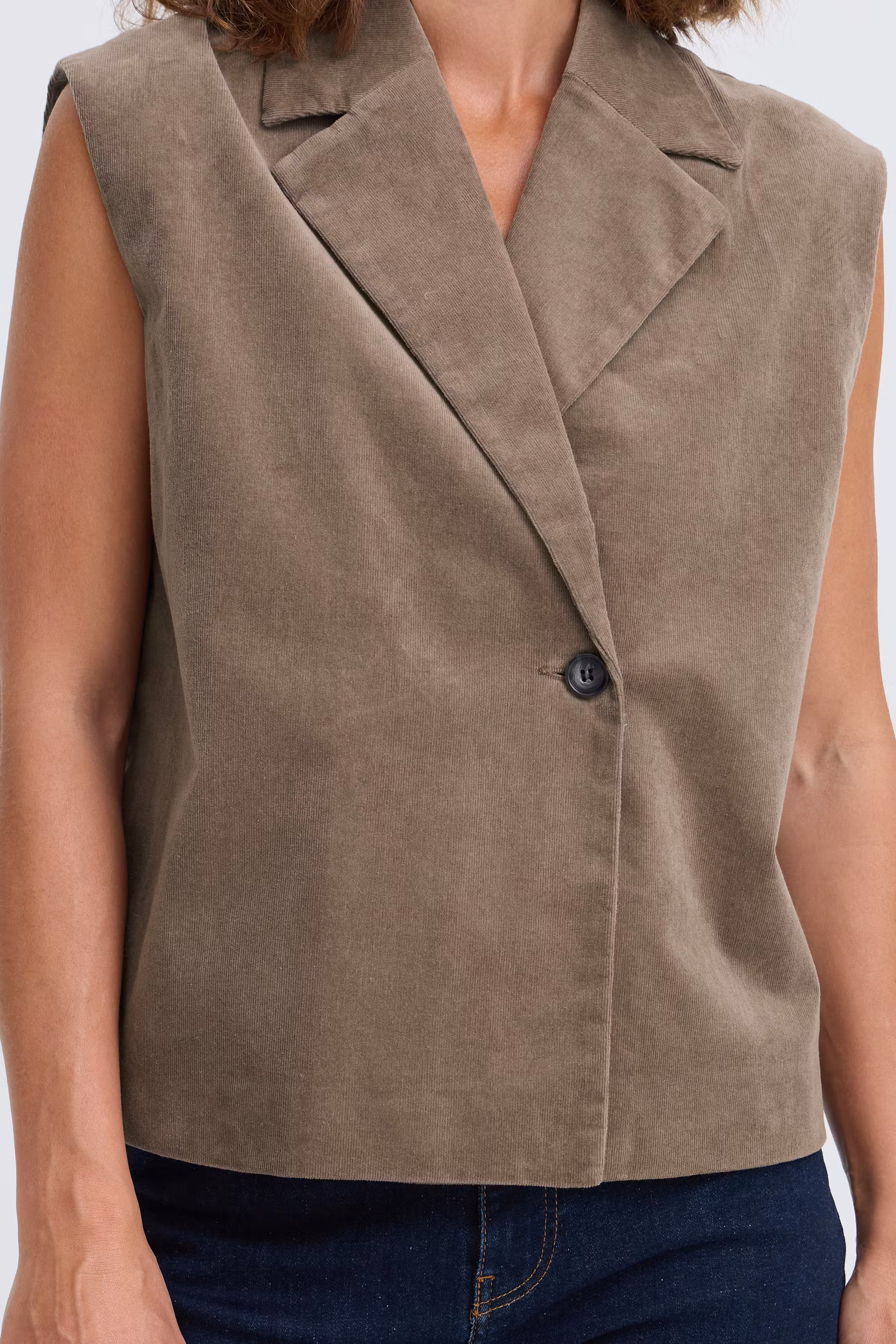 PZSALLY Weste LOOKBOOK DETAIL 50210853-181112