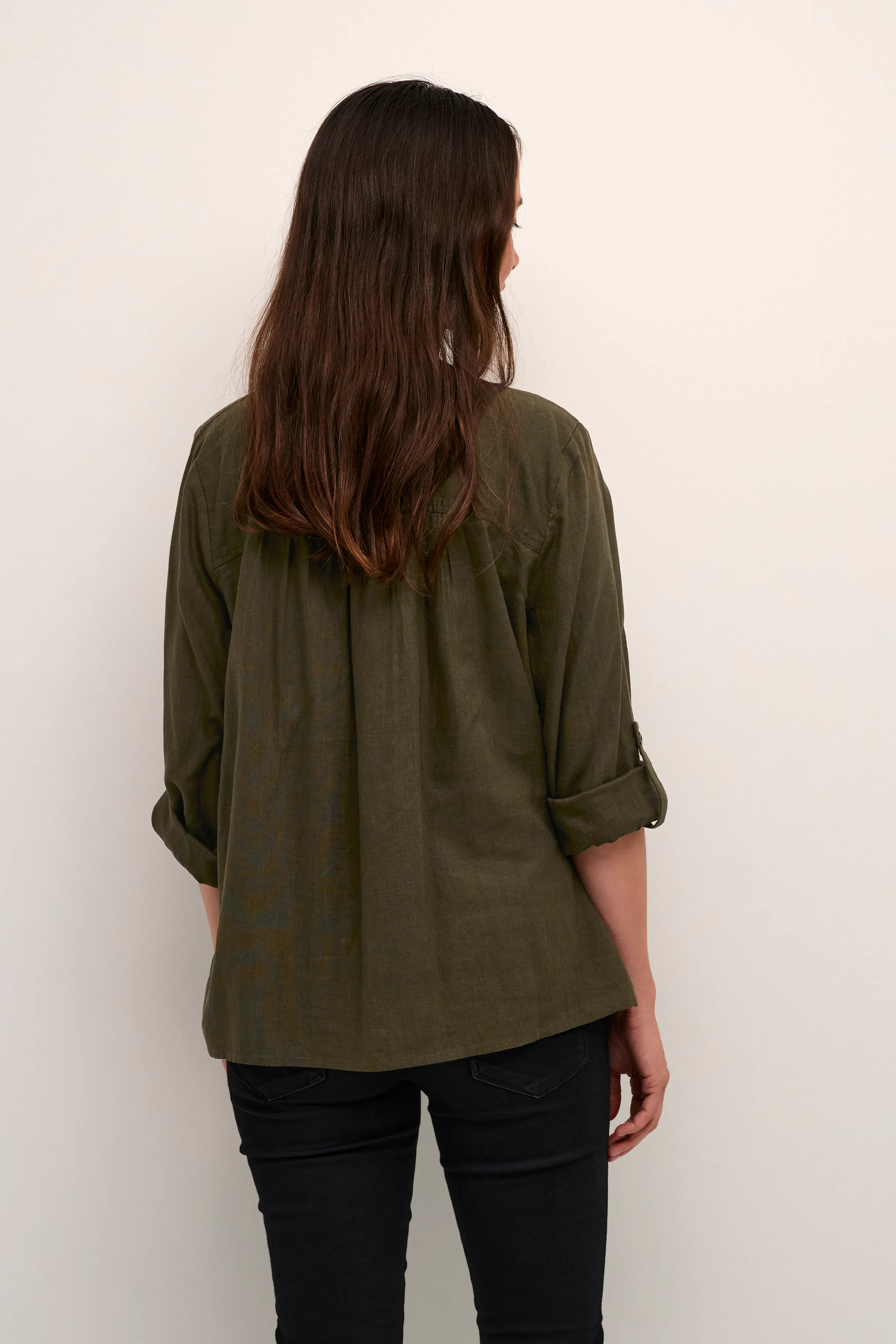 KAmilia Lin bluse LOOKBOOK BACK 10508313-190414