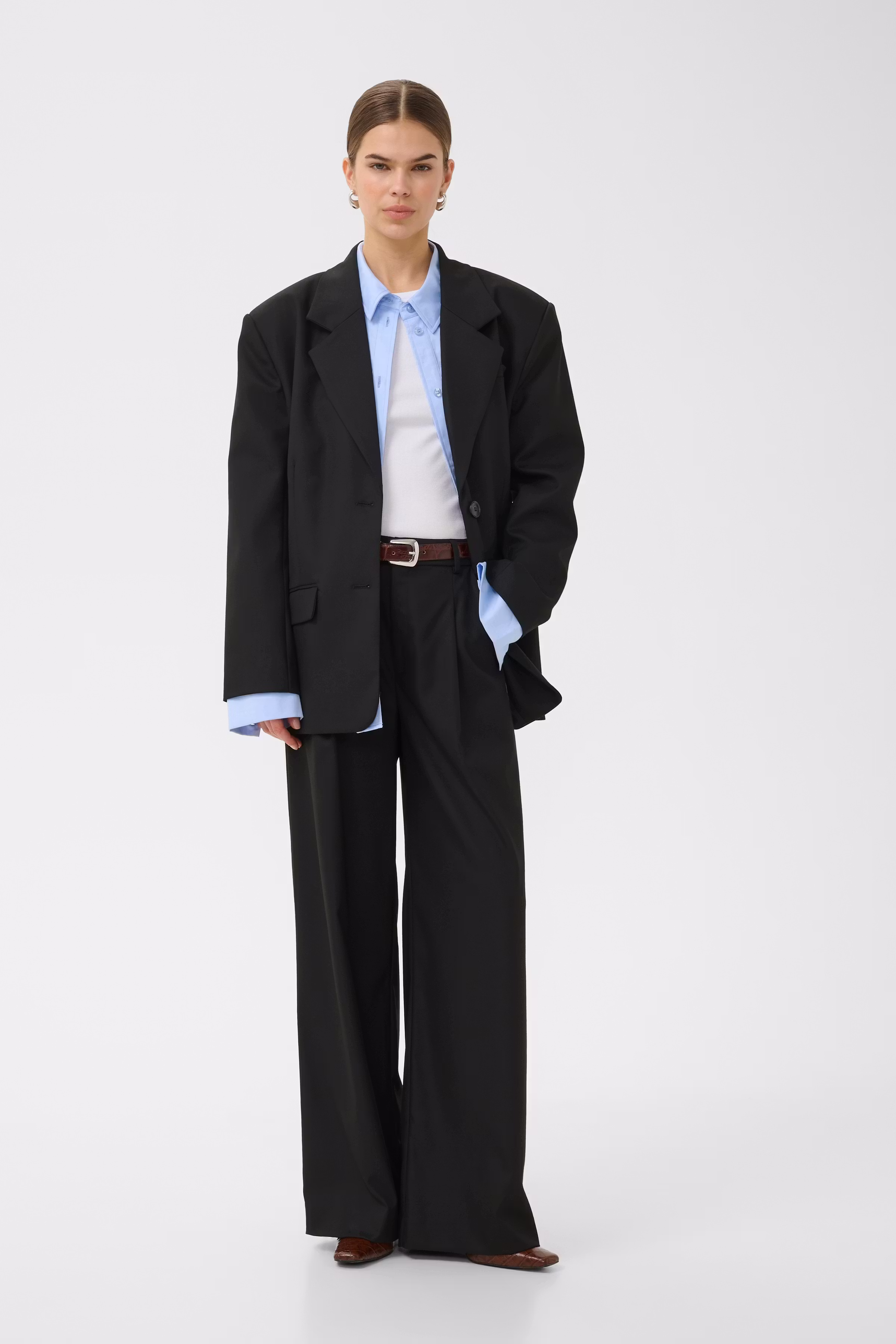 GZpaula Blazer LOOKBOOK FRONT 10910493-100017