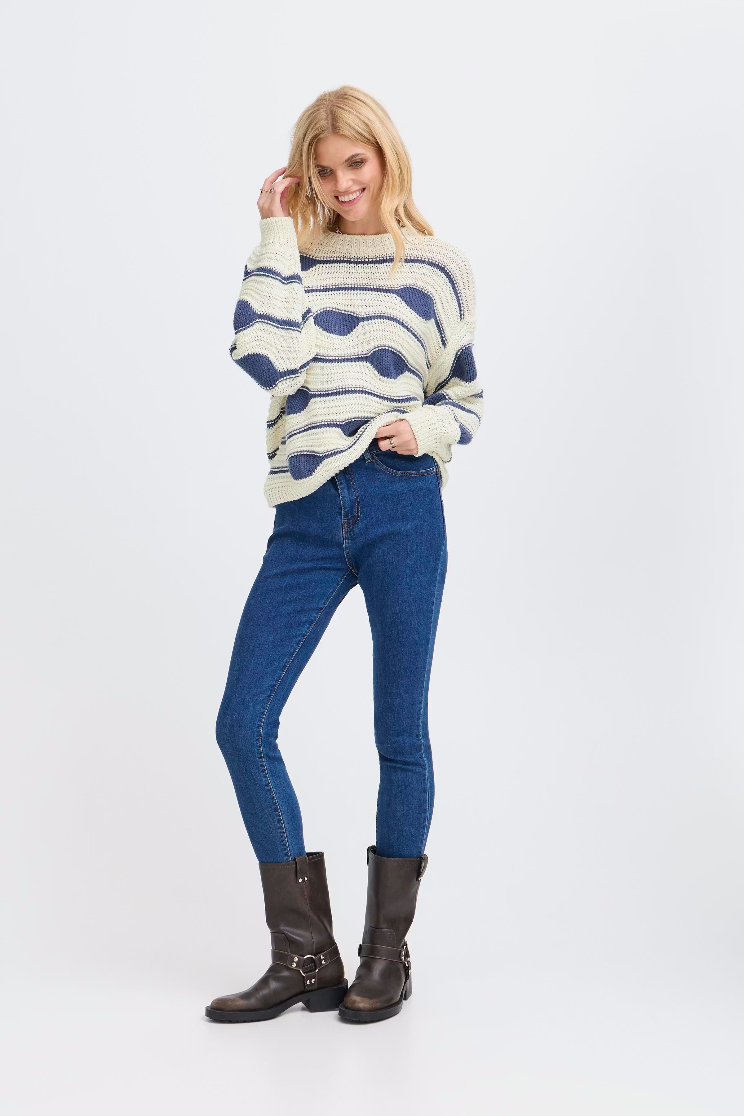 SBCOTONA Pullover LOOKBOOK FRONT 22101071-173912