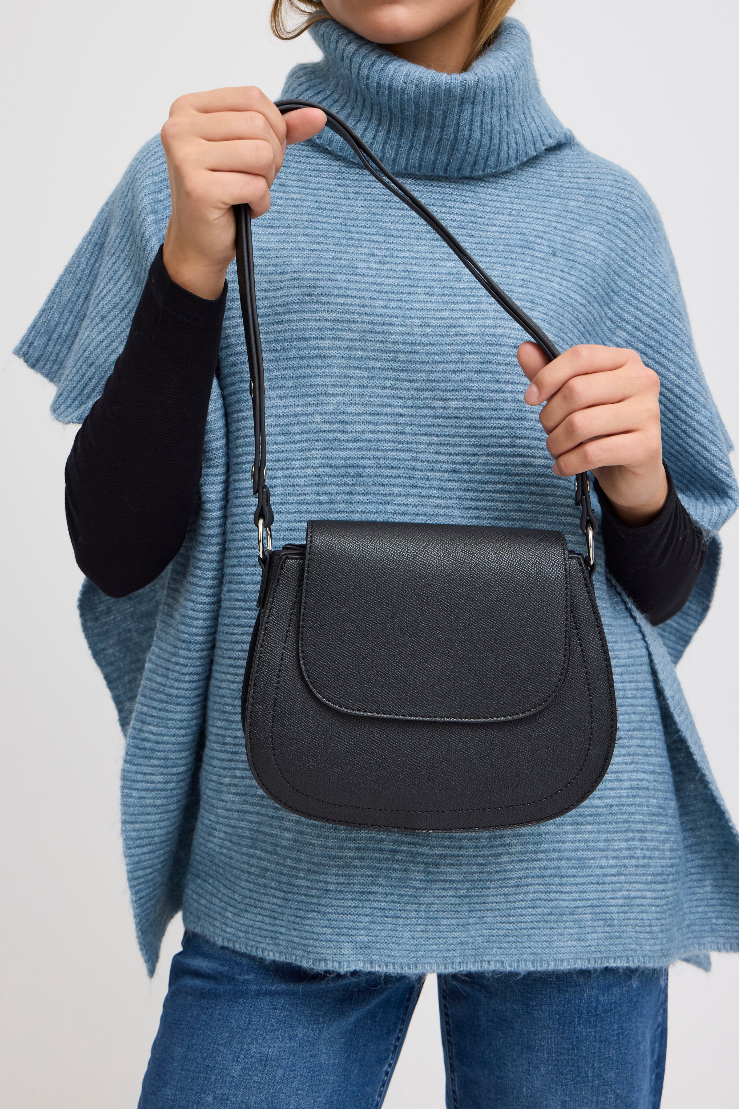 IAMARILEA Pose LOOKBOOK DETAIL 20121759-194008