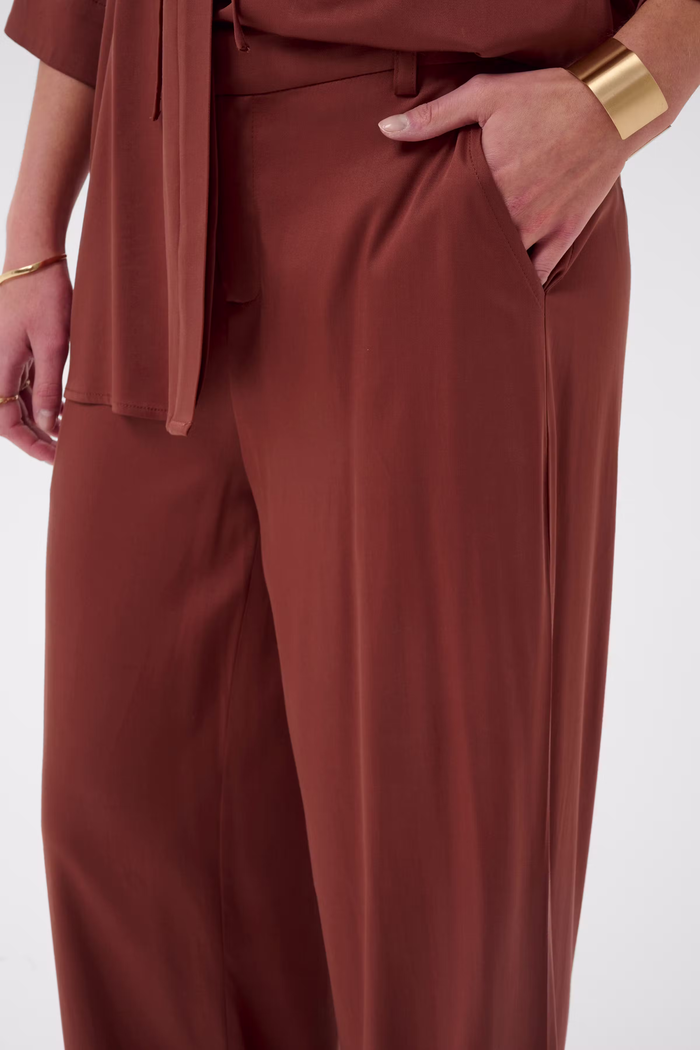 CRThelma Hose LOOKBOOK DETAIL 10615164-181323