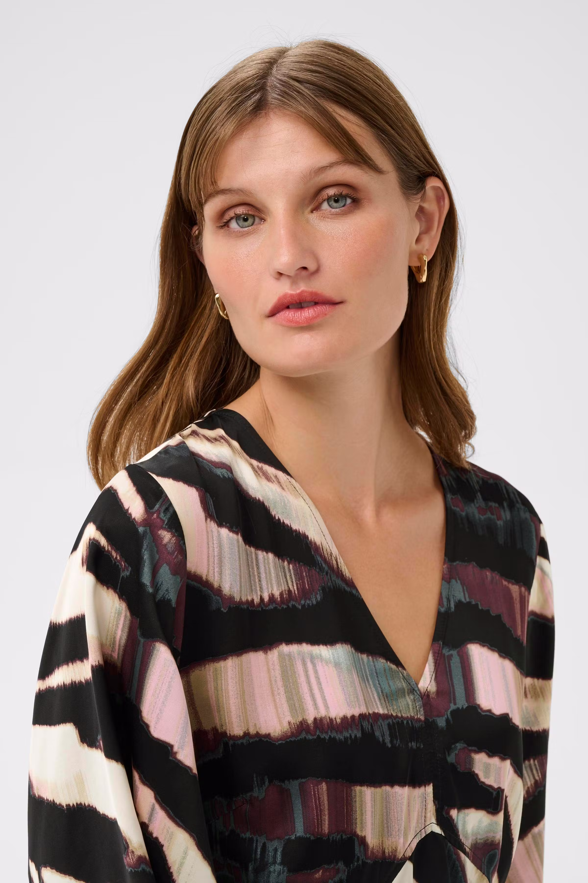 SLCiela Blouse LOOKBOOK DETAIL 30408844-304367