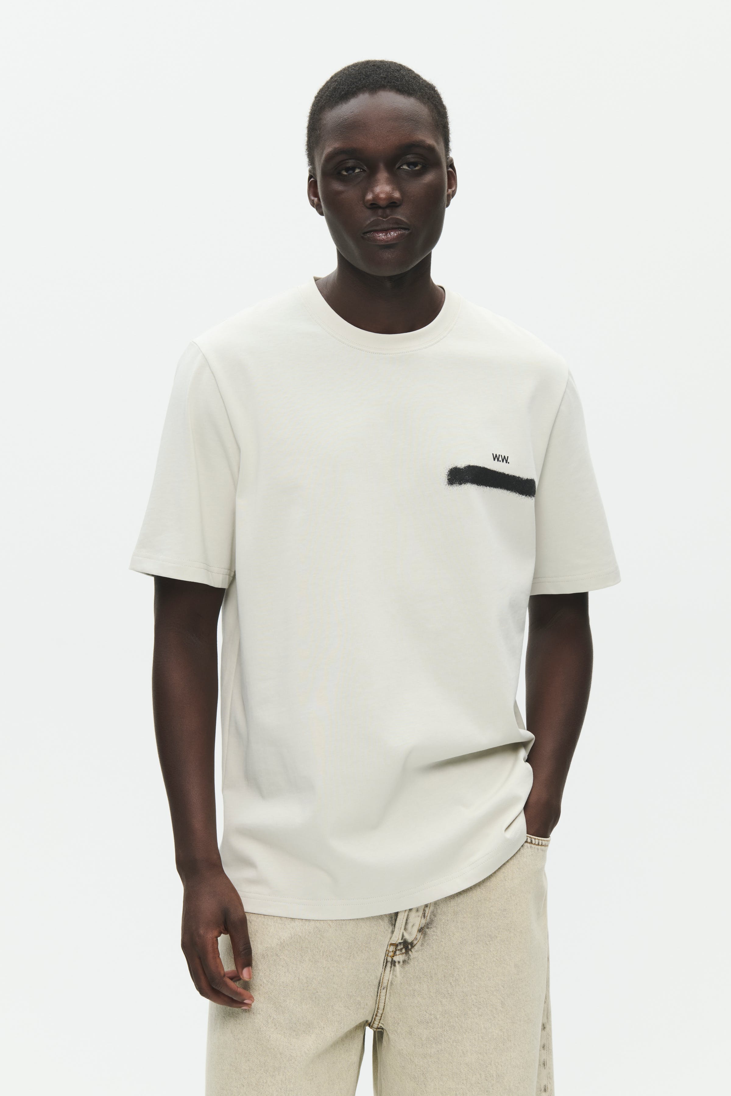 WWBobby T-shirt LOOKBOOK FRONT 30252098-134403