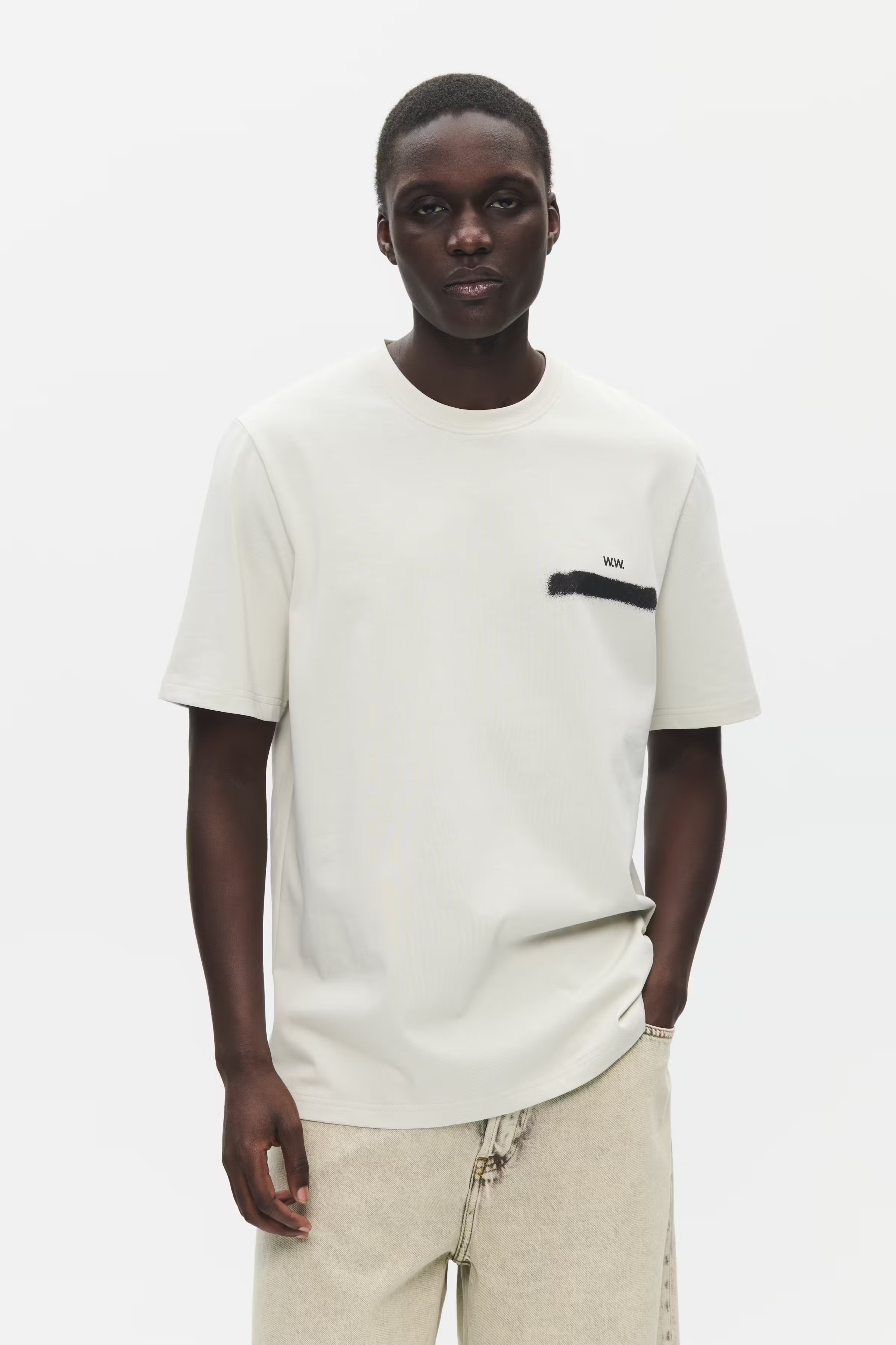 WWBobby T-shirt LOOKBOOK FRONT 30252098-134403