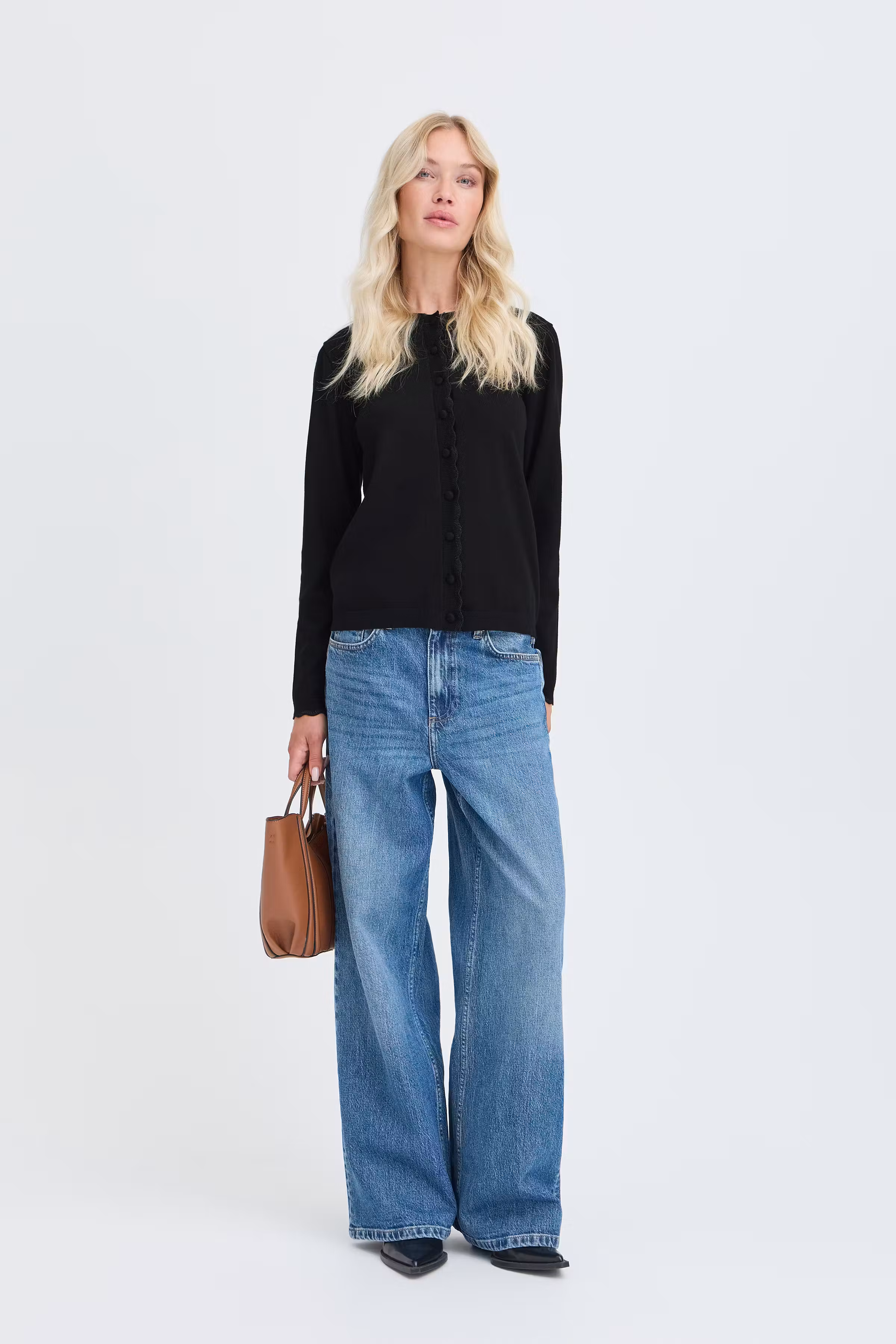 BYMMORLA Cardigan LOOKBOOK FRONT 20819145-194008