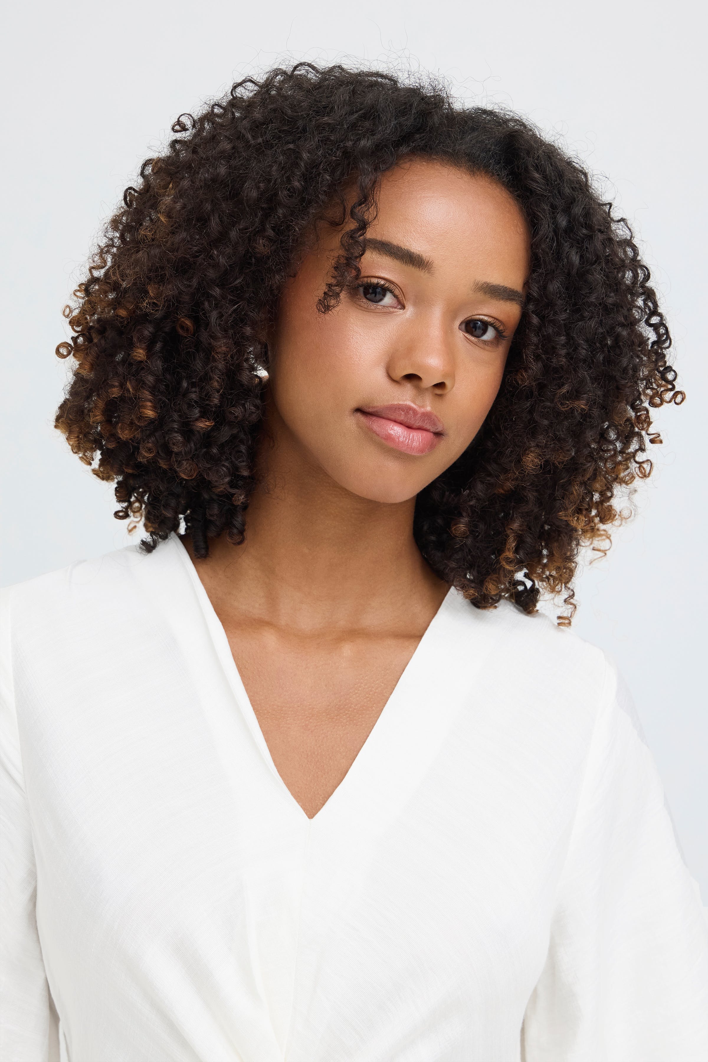 IHIMELDA Kleid LOOKBOOK DETAIL 20125510-130905