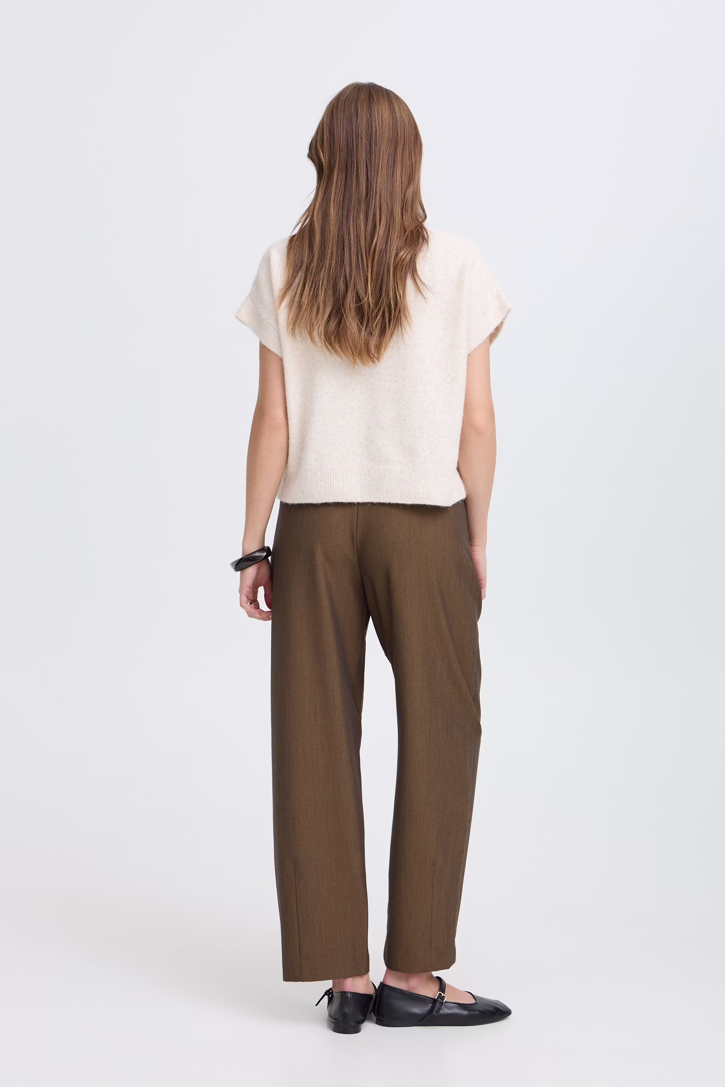 BYDANTA Hose LOOKBOOK BACK 20819427-1809281