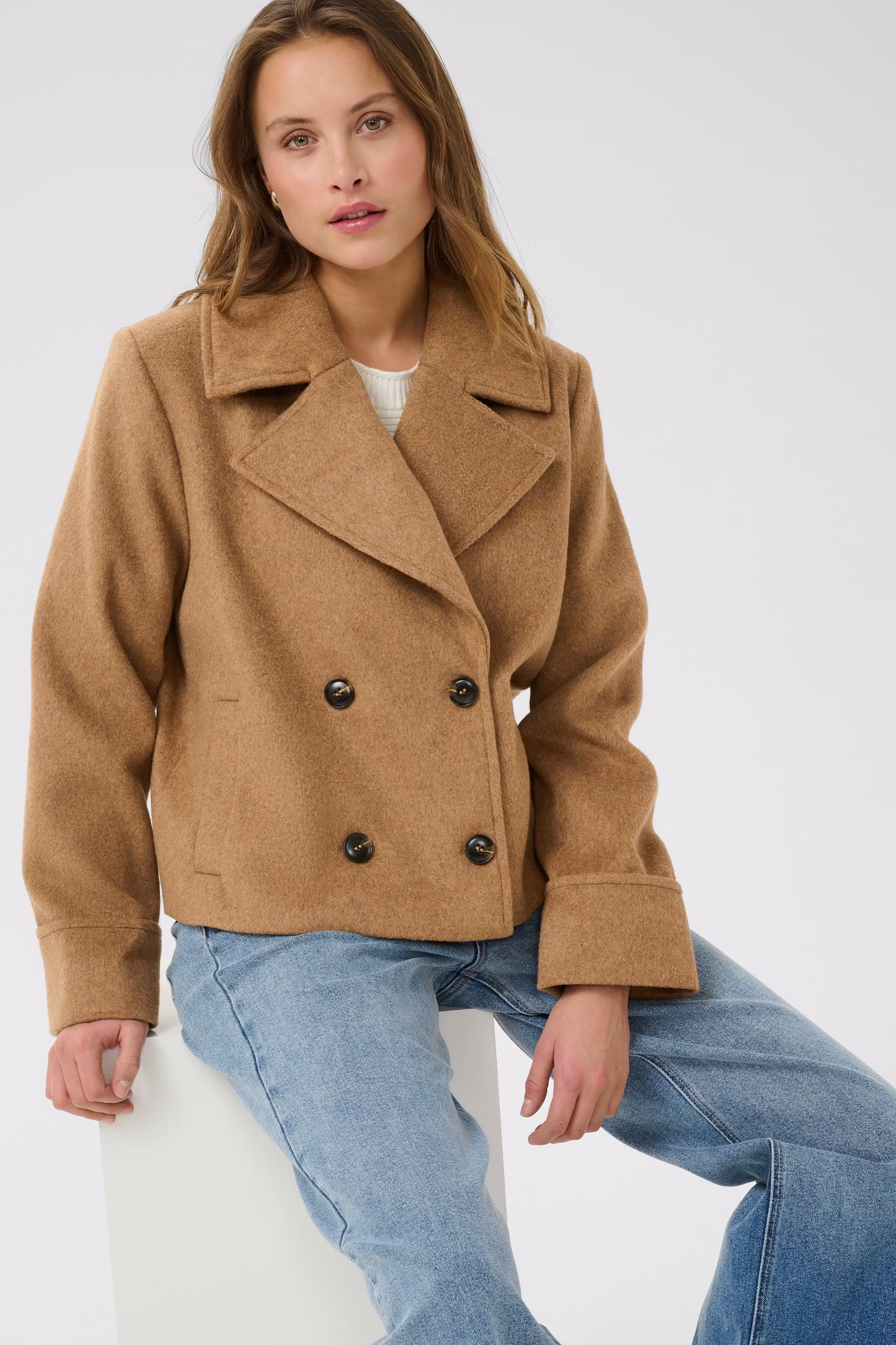 KAjulia Coat LOOKBOOK DETAIL 10510068-1810291