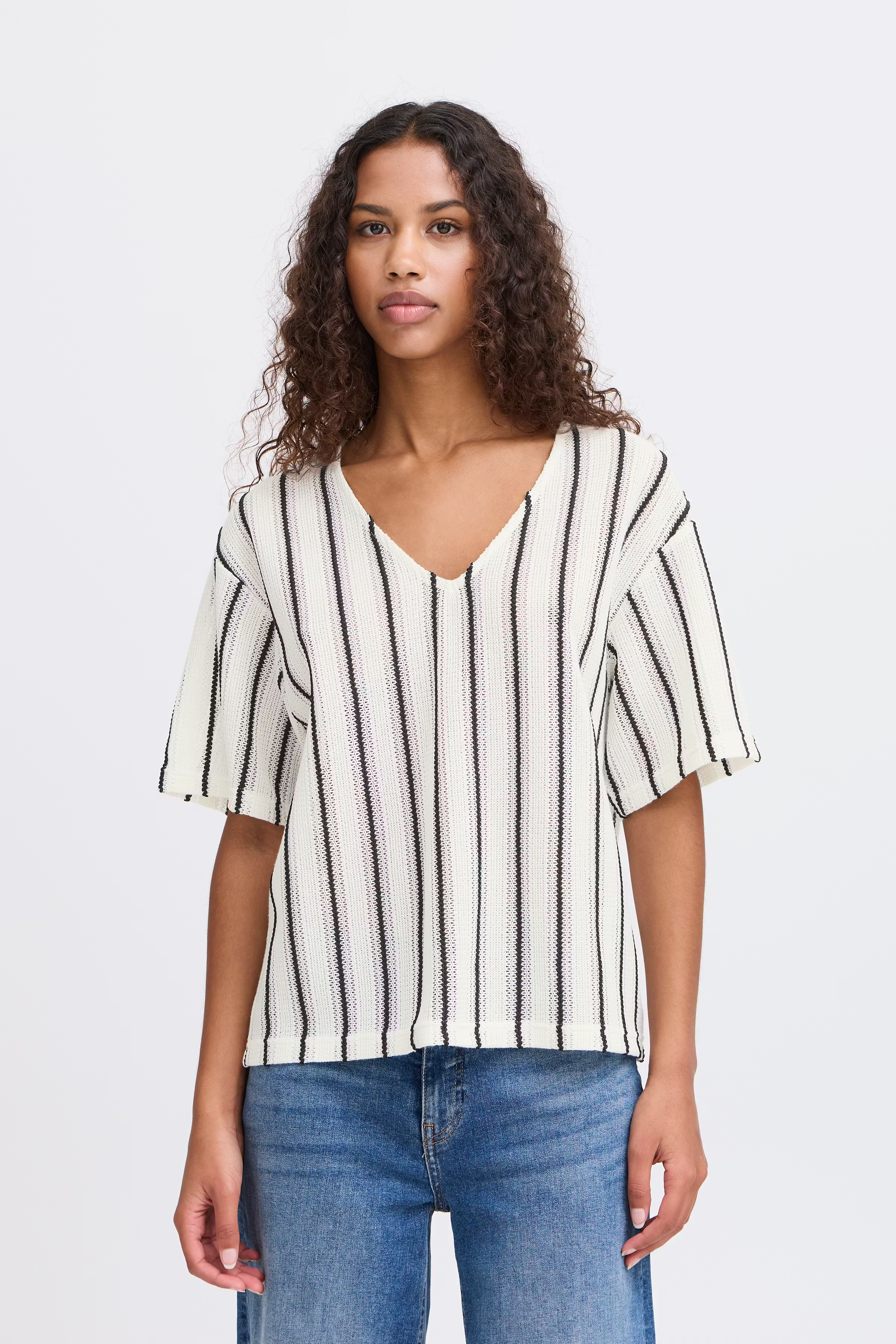 T-shirt LOOKBOOK FRONT 20122412-124301