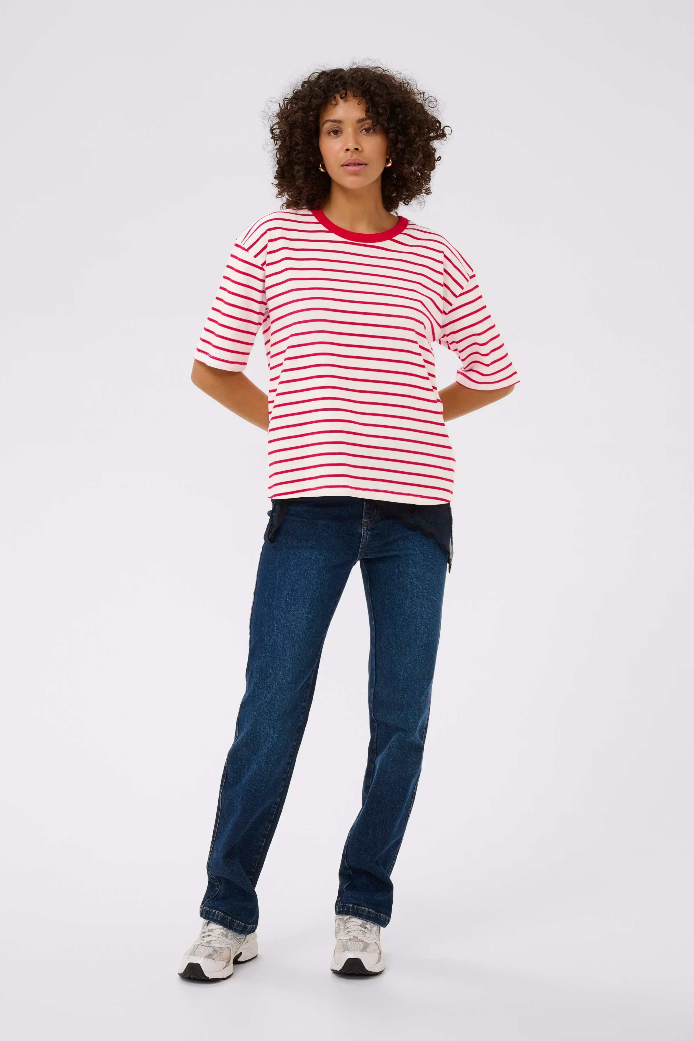 KAcara T-shirt LOOKBOOK FRONT 10511913-109615