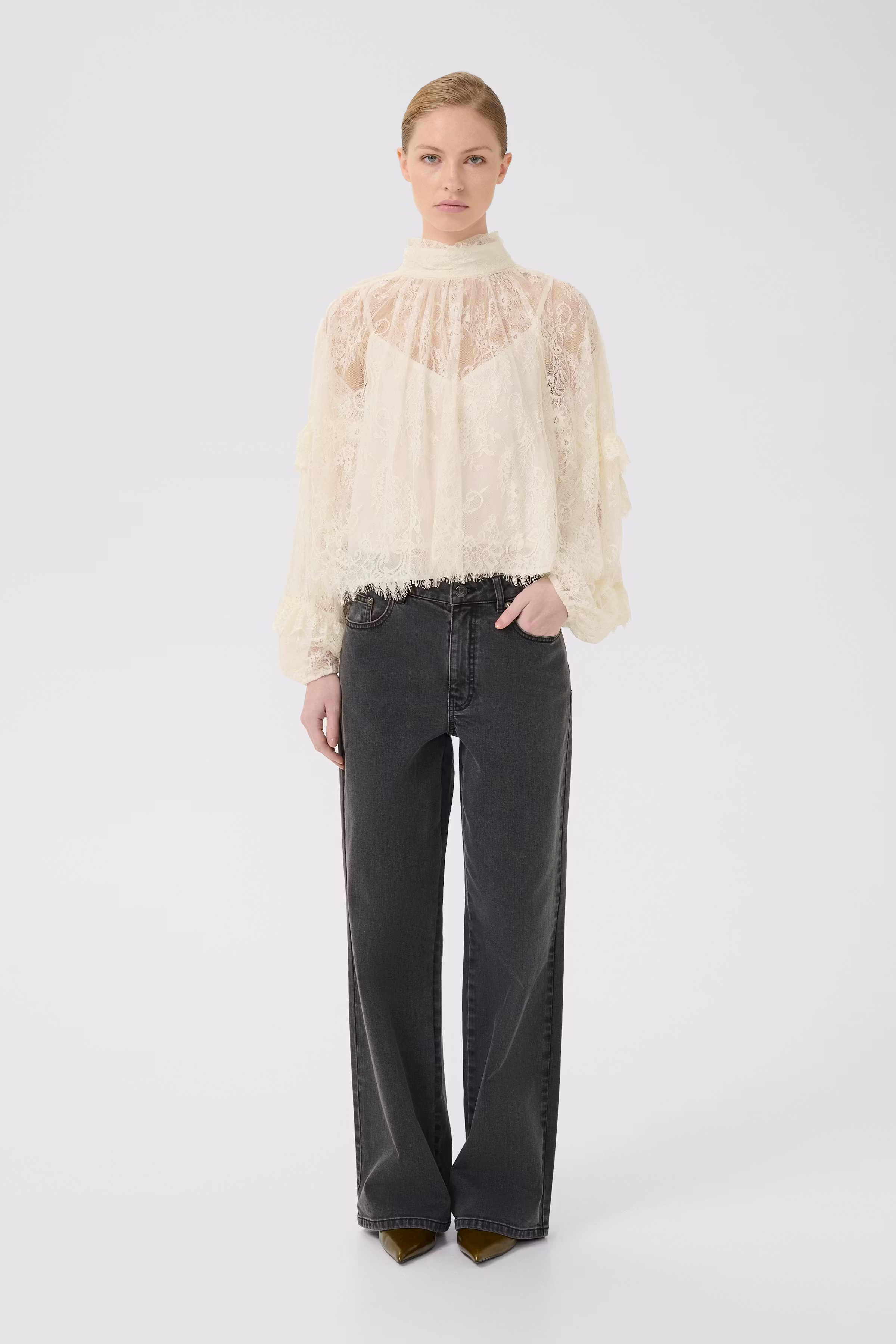 GZlami Blouse LOOKBOOK FRONT 10910810-110103