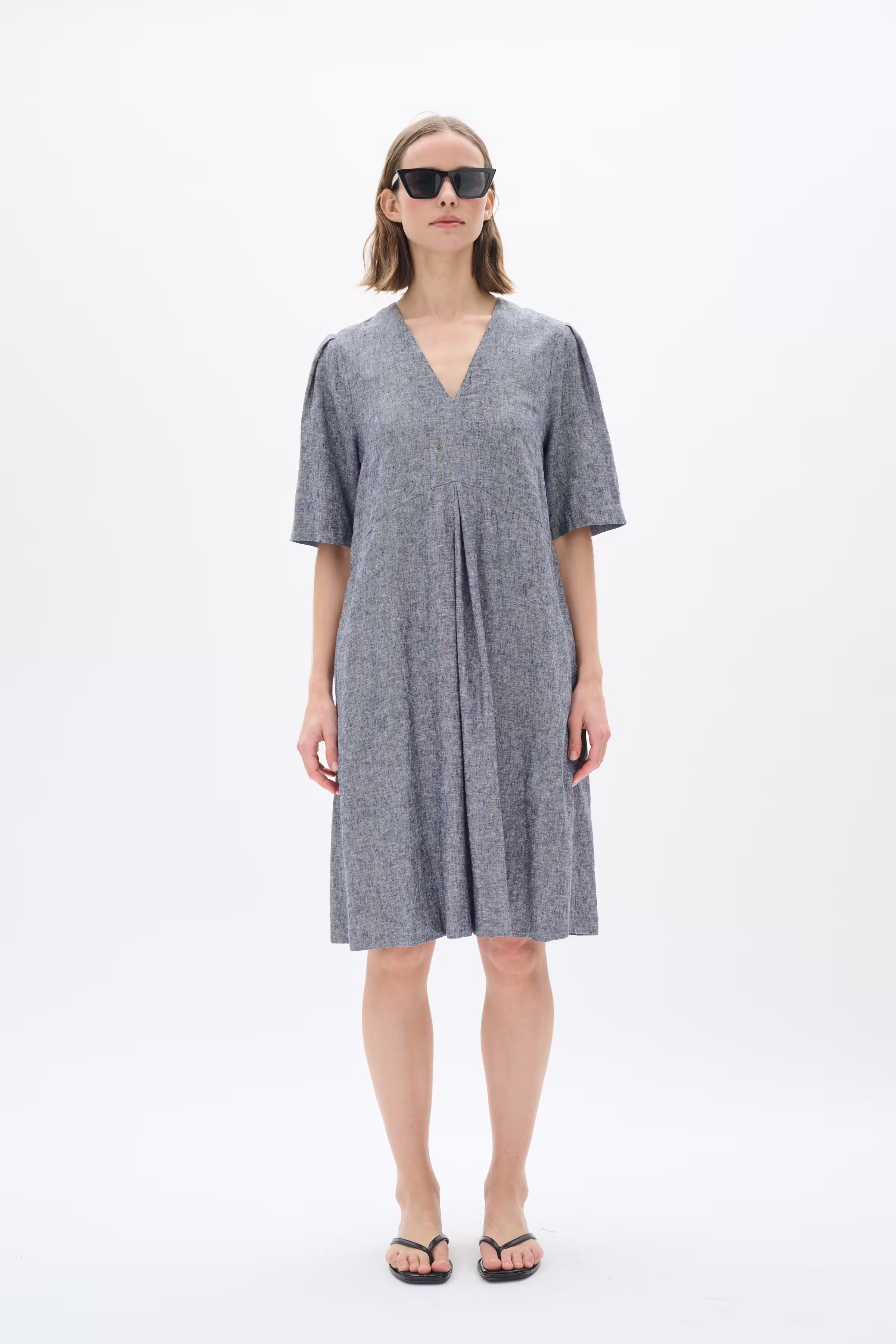 RimoneIW Leinen Kleid LOOKBOOK FRONT 30110365-302004