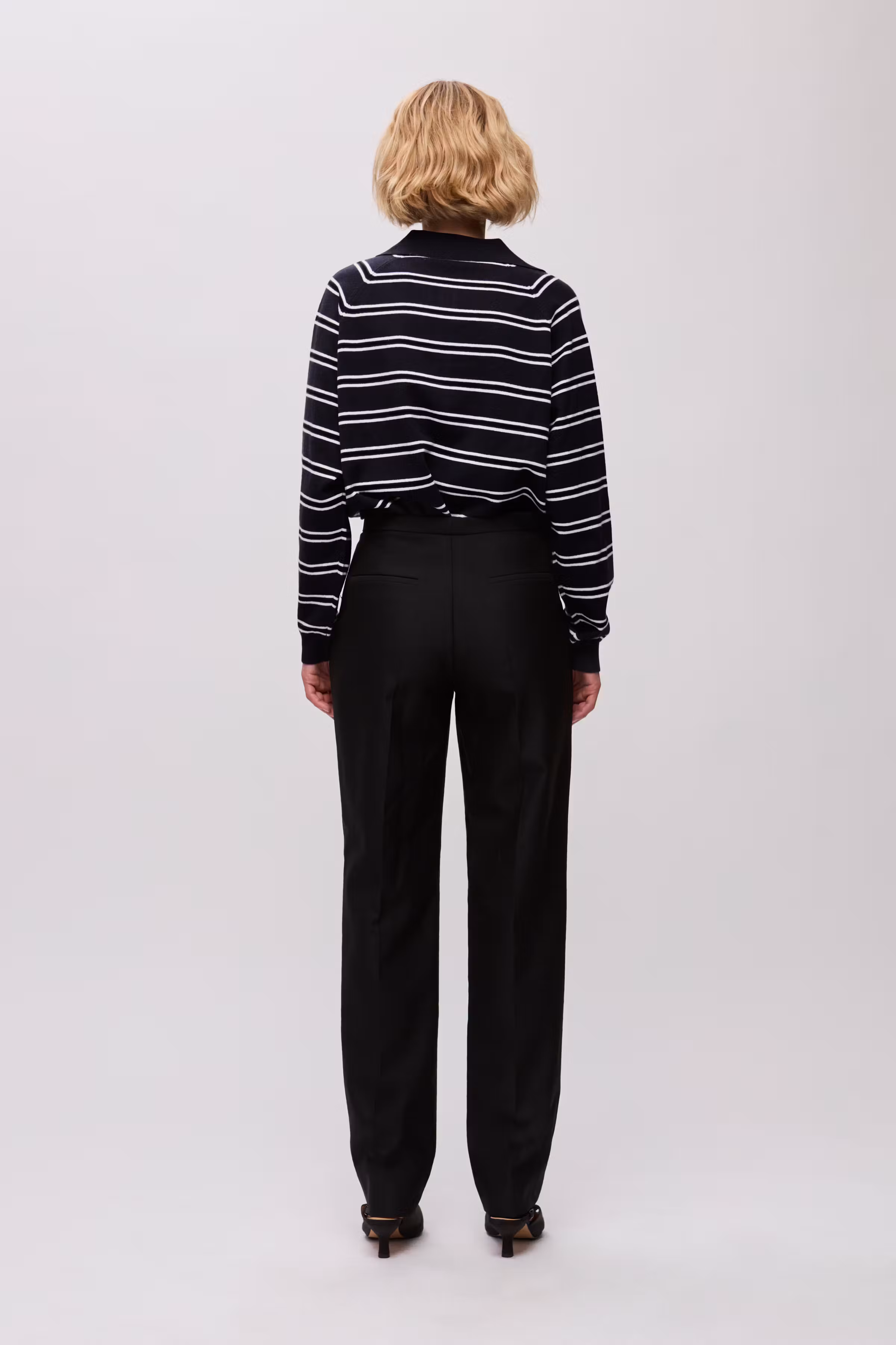 IOFarleigh Pullover LOOKBOOK BACK 30600163-MC2184