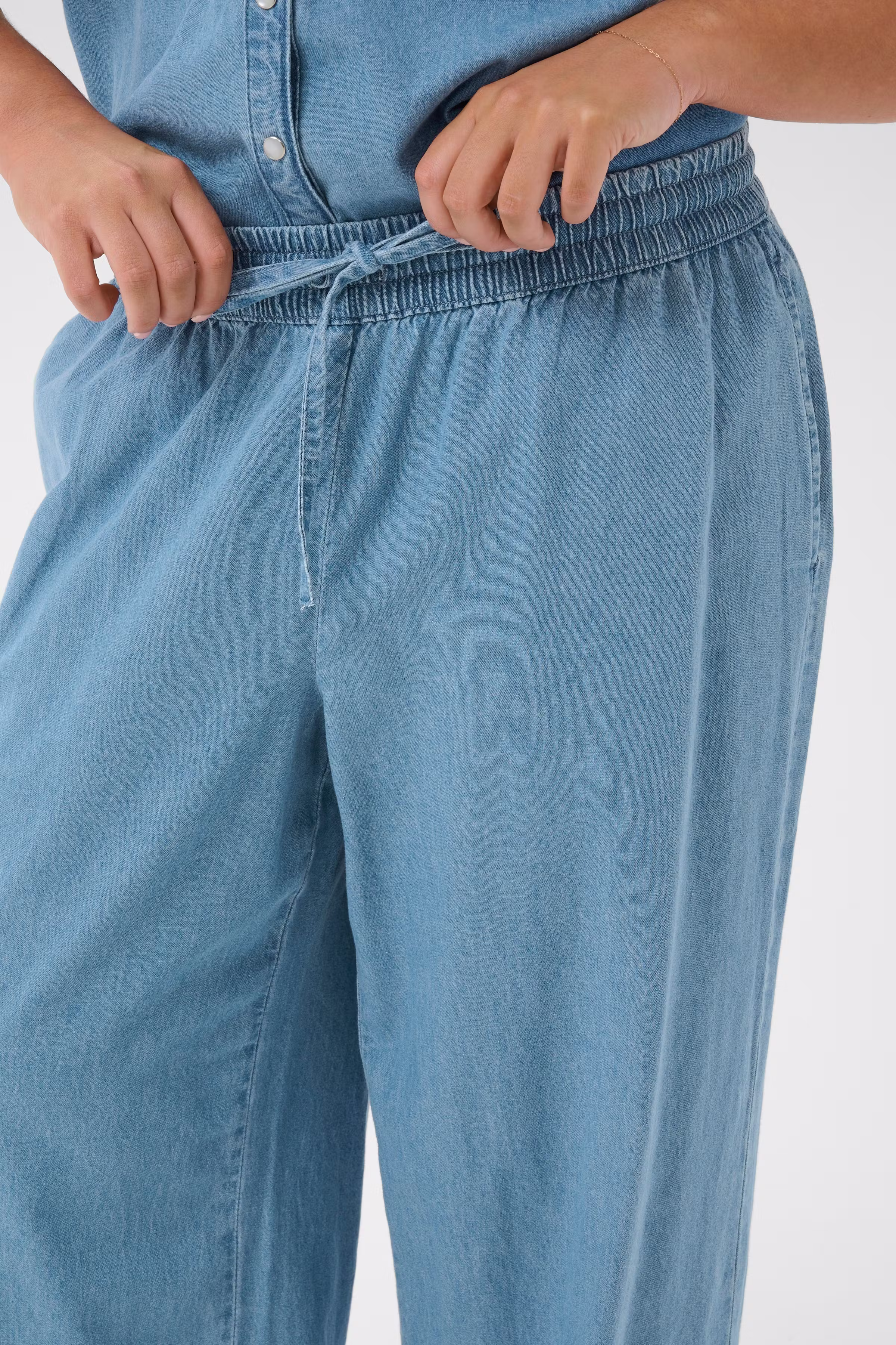 KCjada Byxor LOOKBOOK DETAIL 10584170-105707
