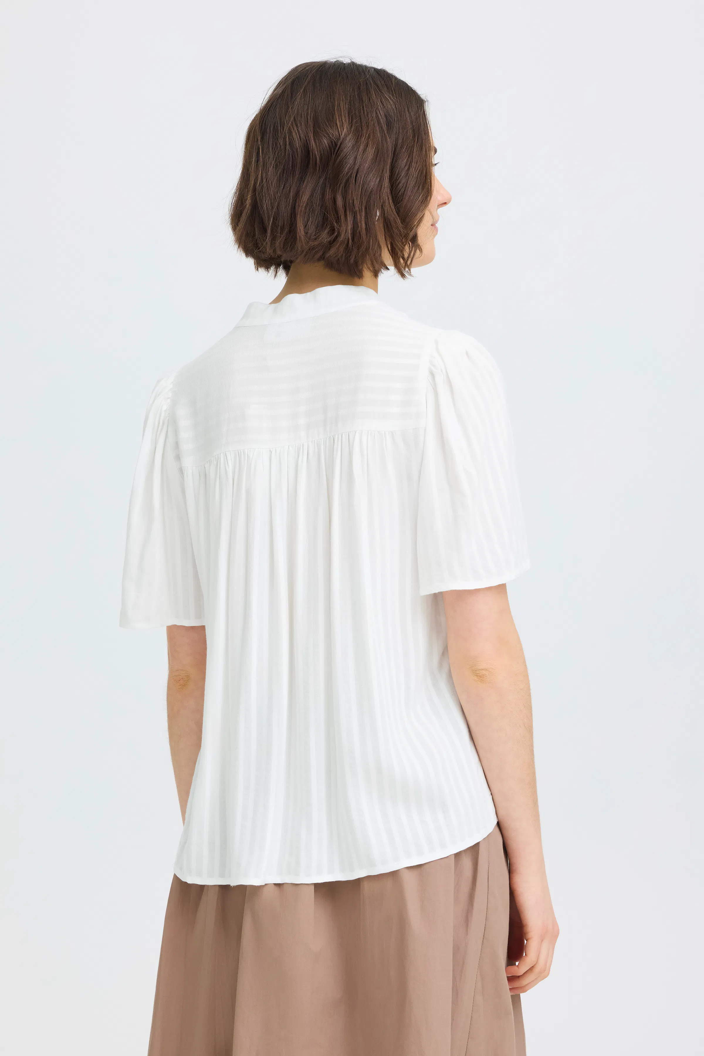 FRVILLIA Bluse LOOKBOOK BACK 20617810-110701