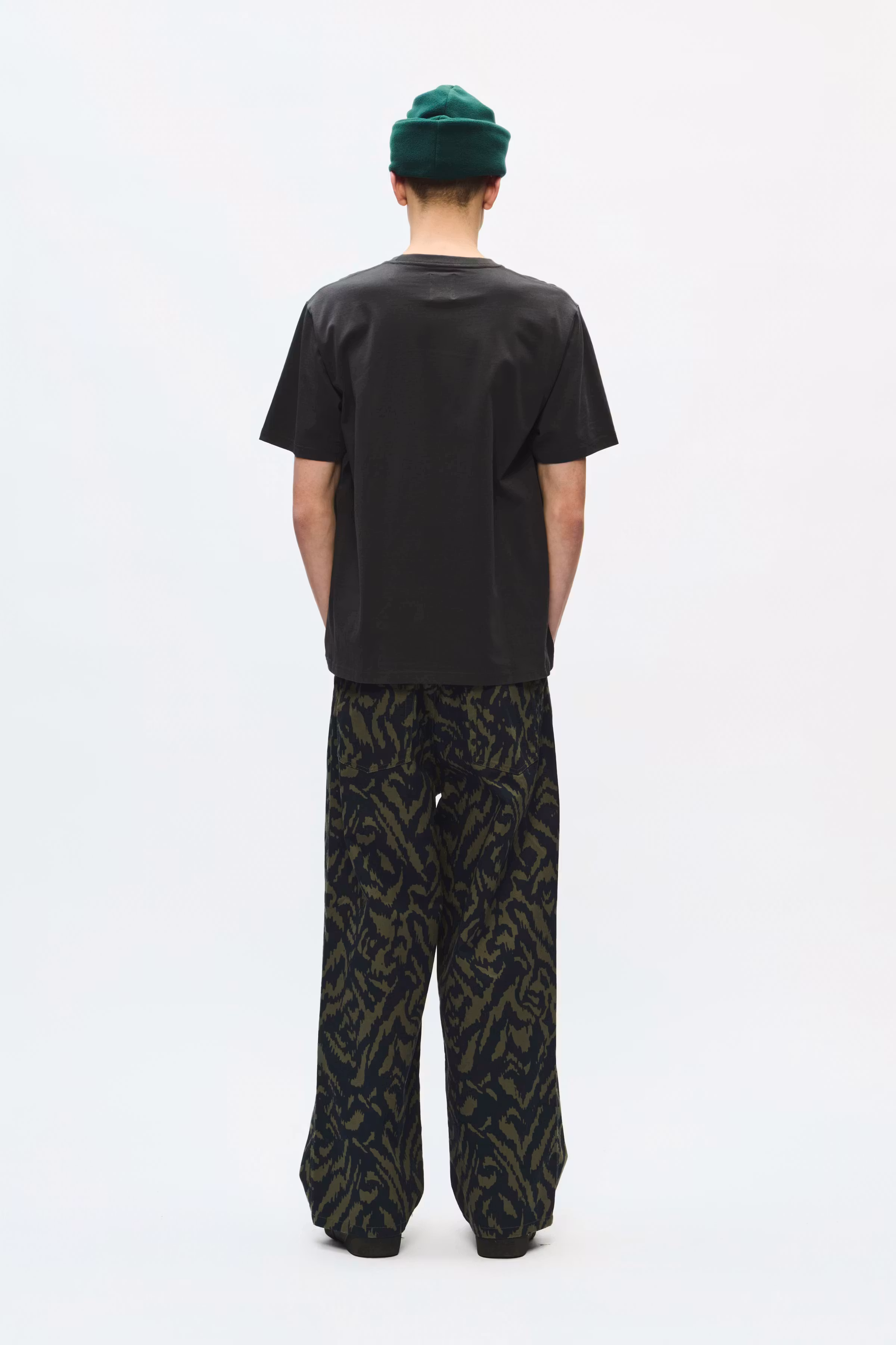 WWAce T-shirt LOOKBOOK BACK 30252254-194305
