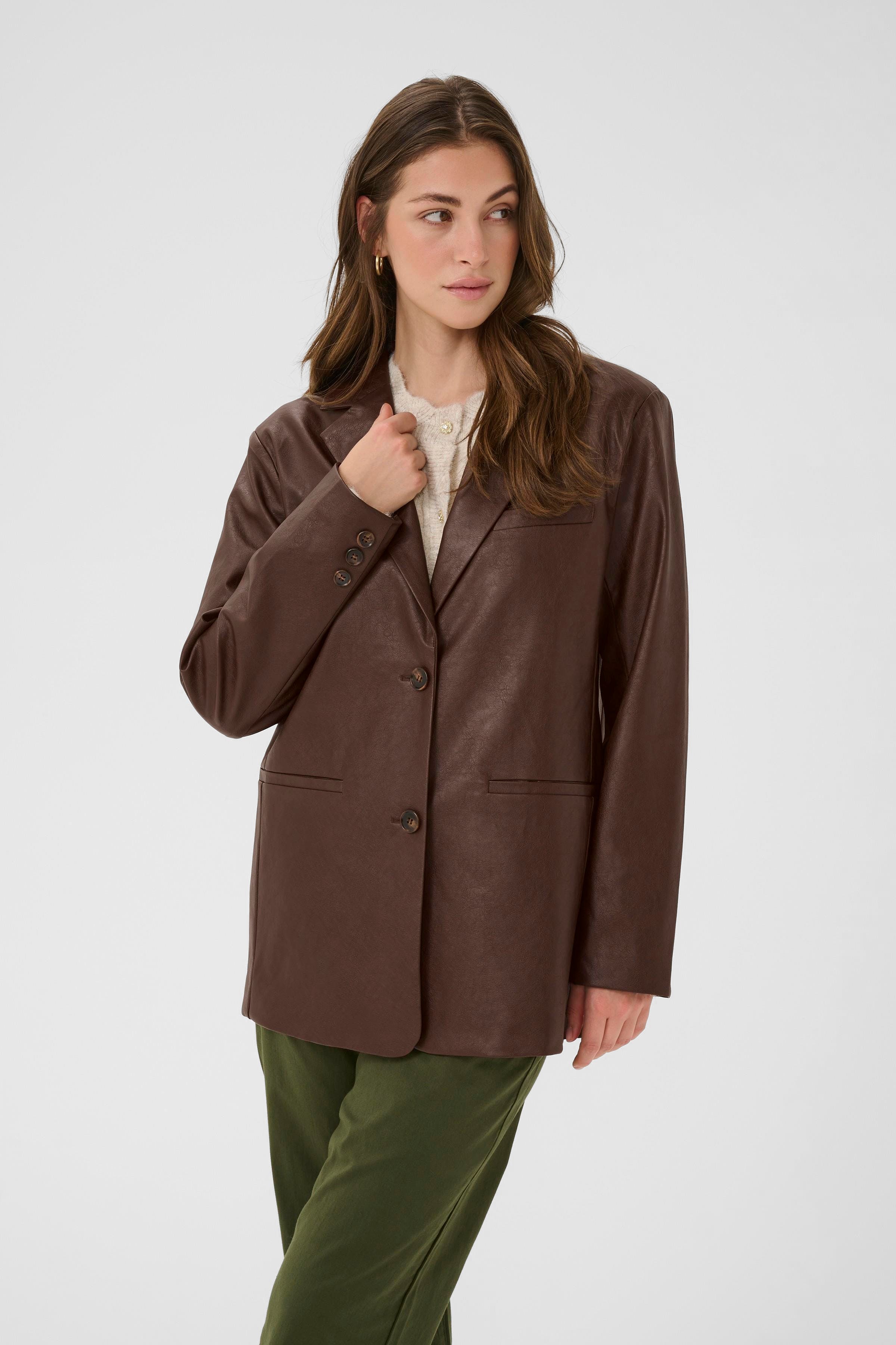 CRPaloma Blazer LOOKBOOK FRONT 10614243-108276