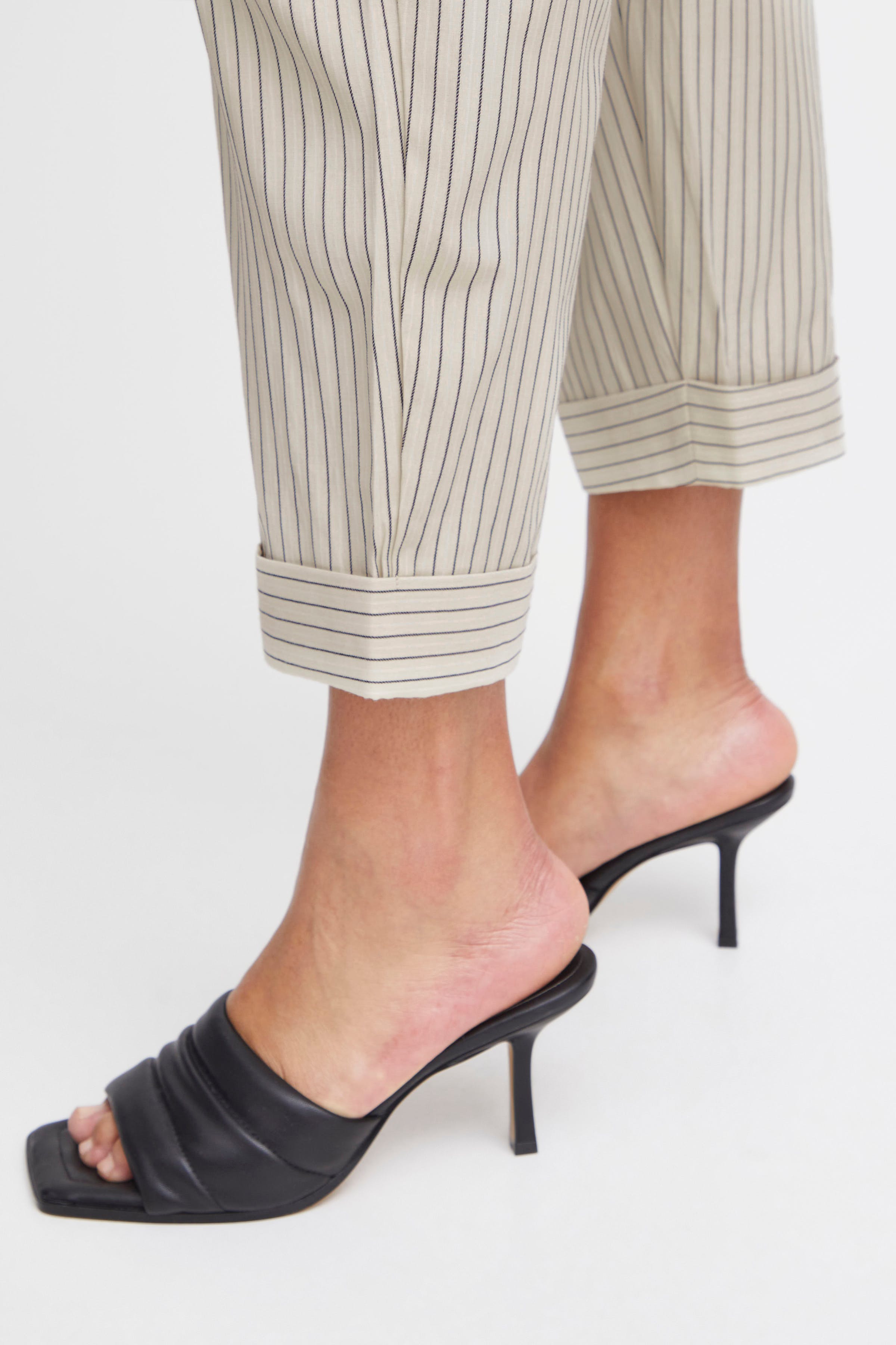 Casual Hose LOOKBOOK DETAIL 20614082-202651