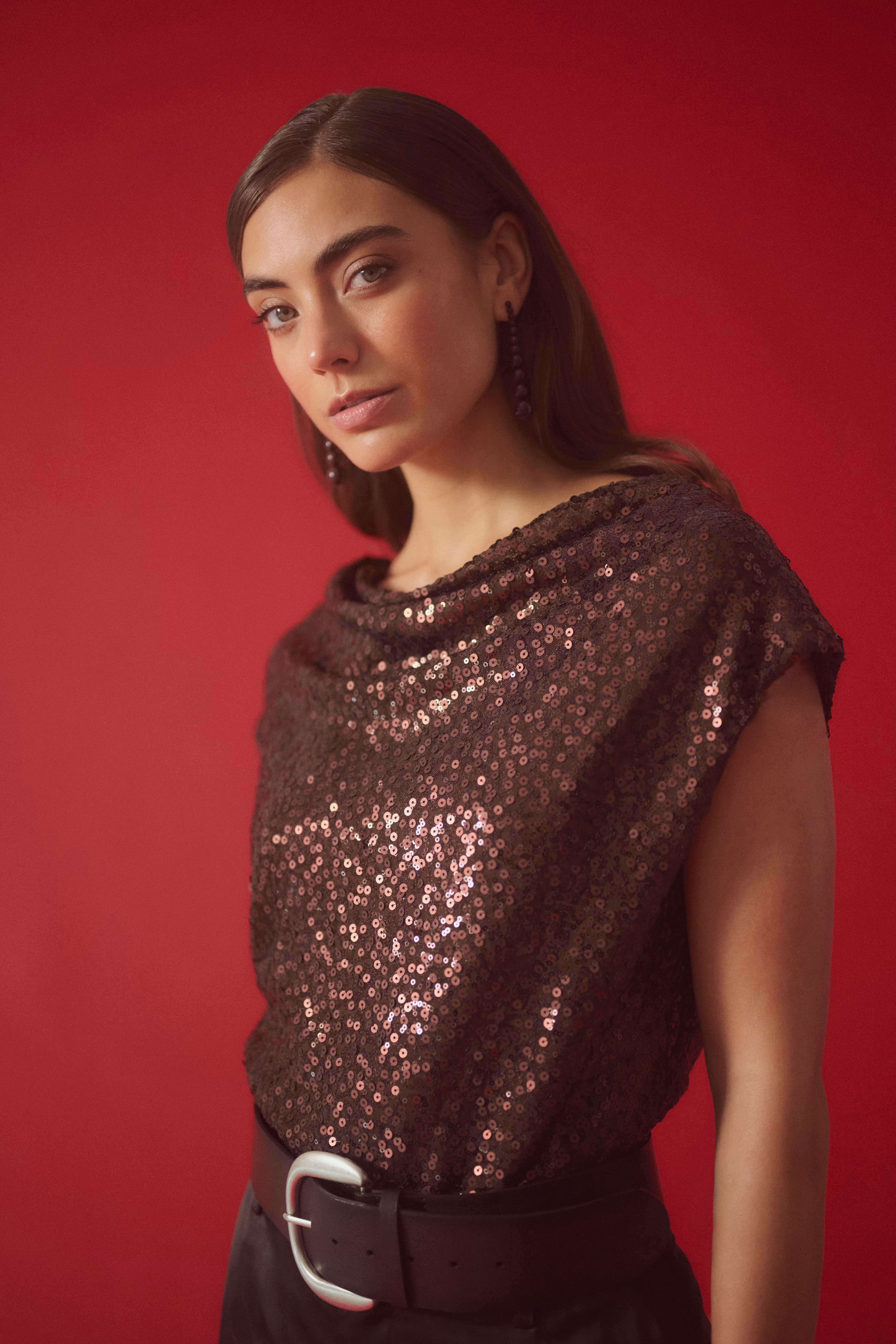 CUNYNNA Sequin top
 LOCATION NONE 50114028-190915