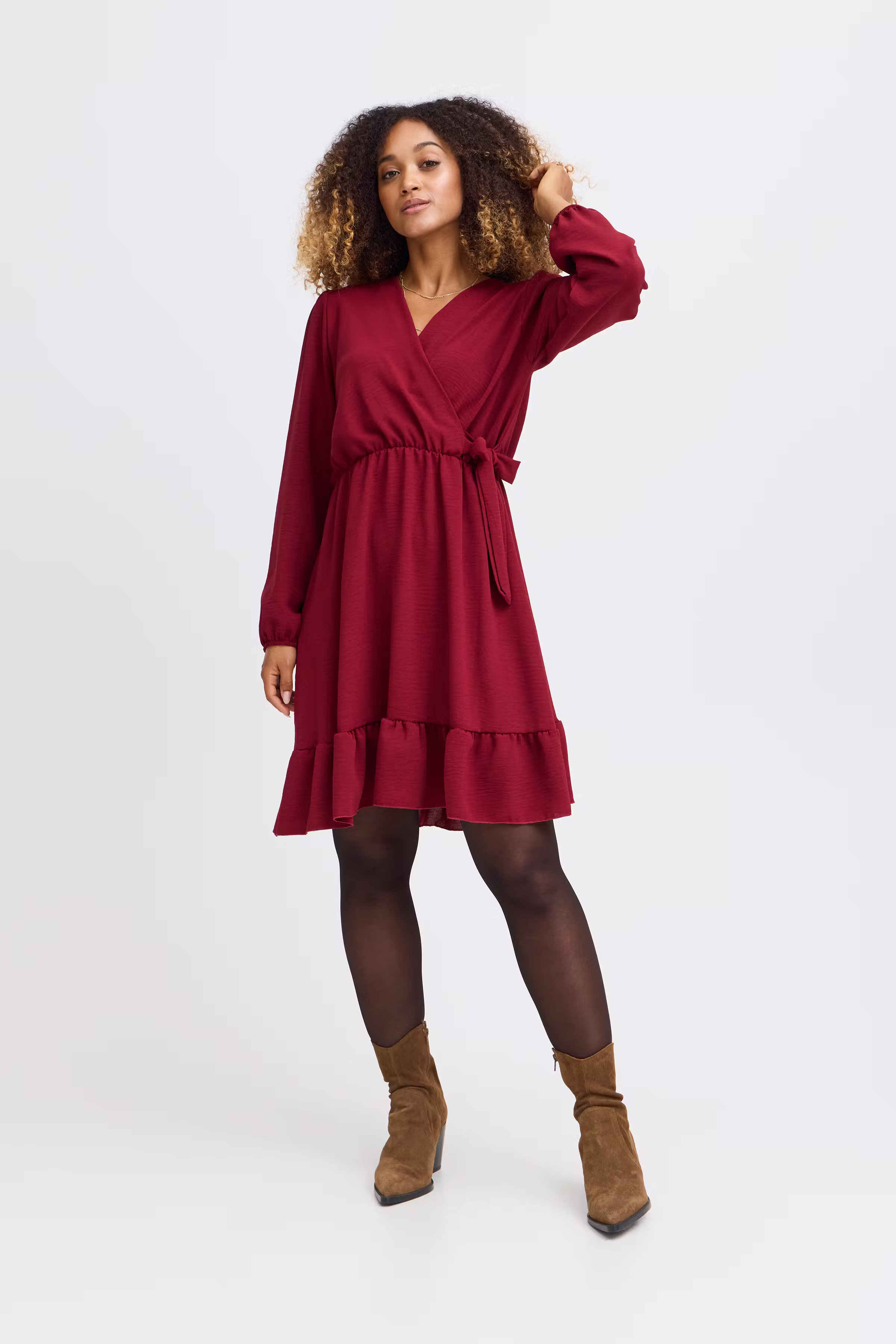 SBBELMO Dress LOOKBOOK FRONT 22100815-191535