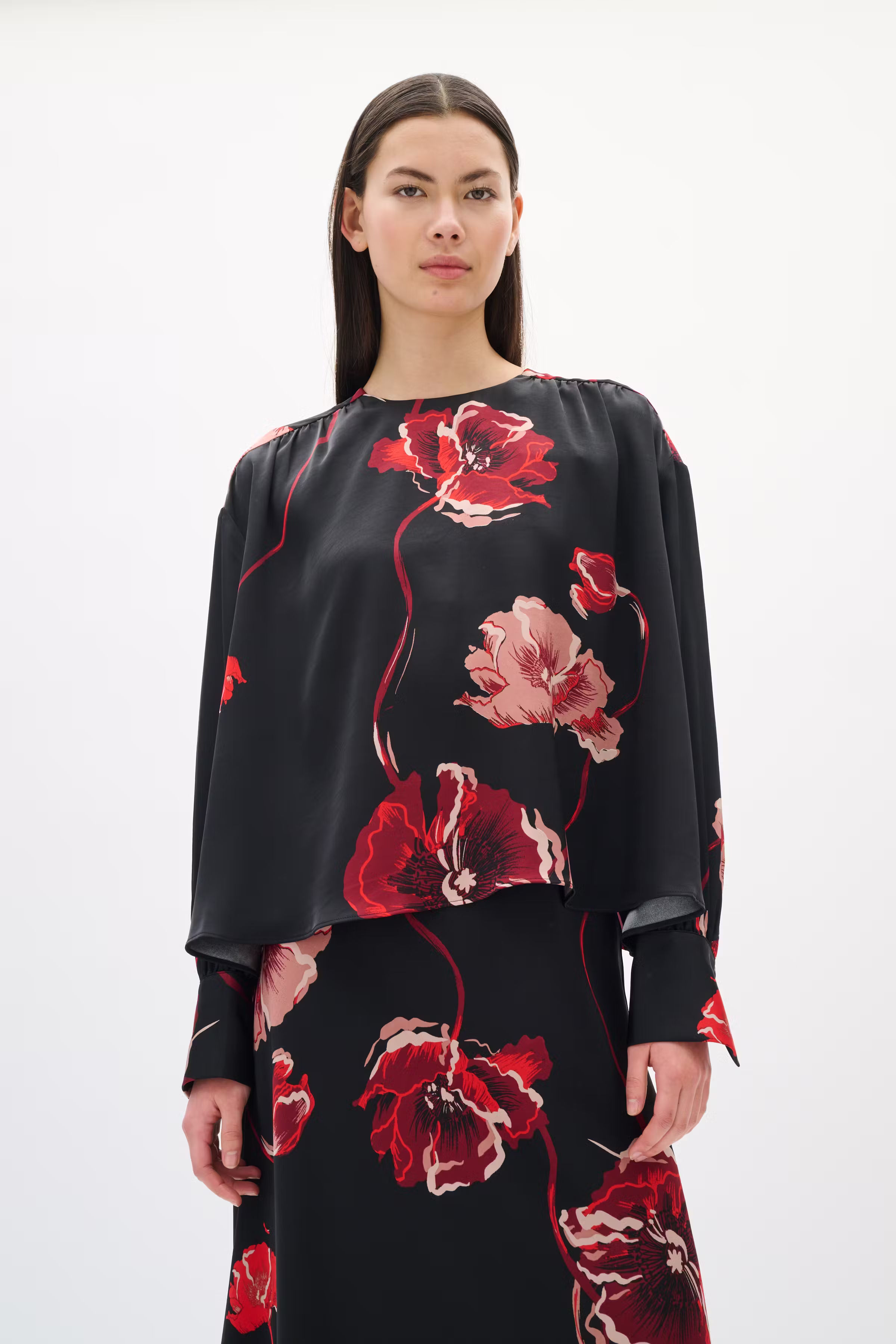 DAWNIW Skirt LOOKBOOK FRONT 30112010-900002573