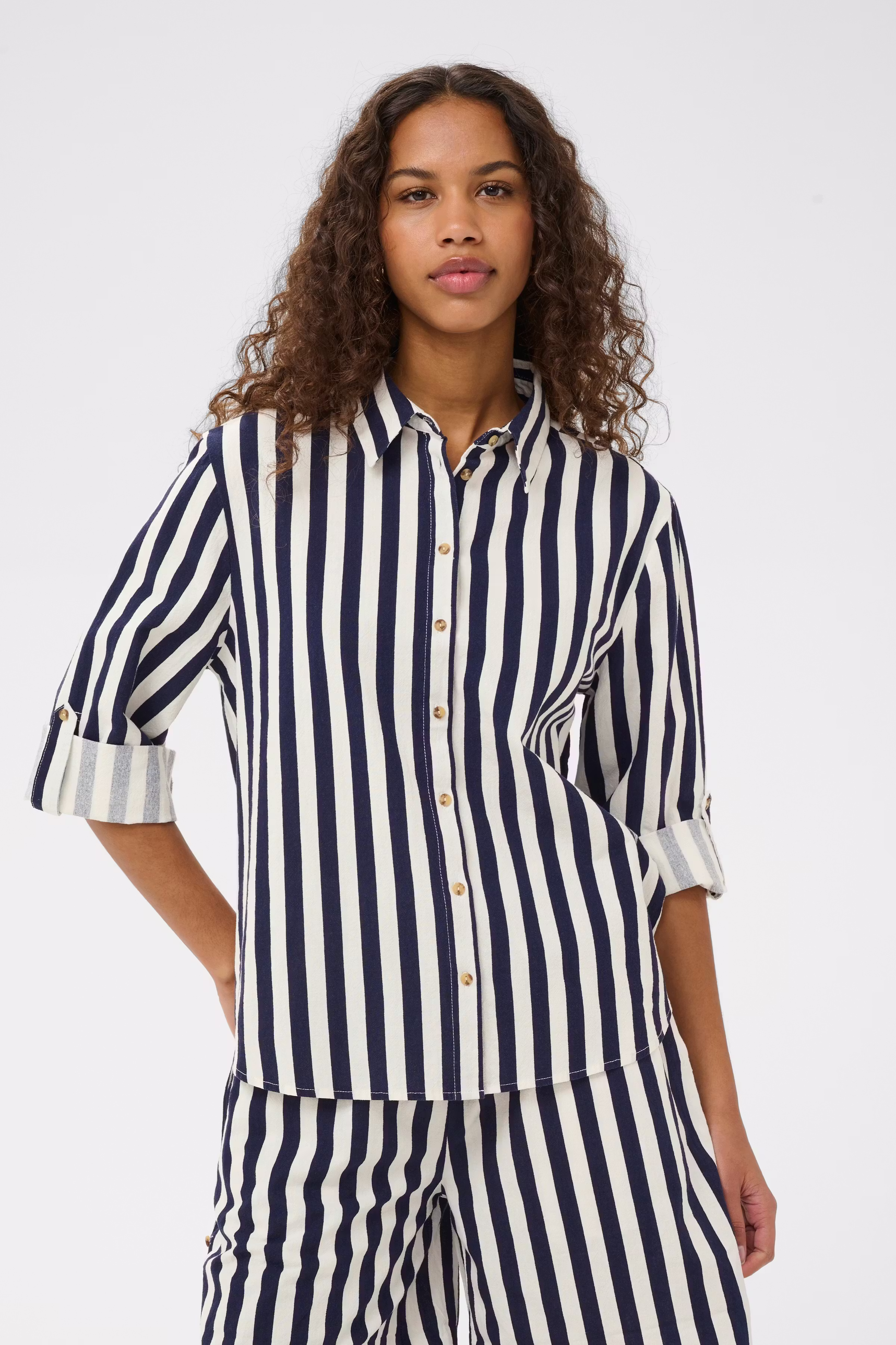 ZalindaSZ Shirt LOOKBOOK FRONT 30513819-305176