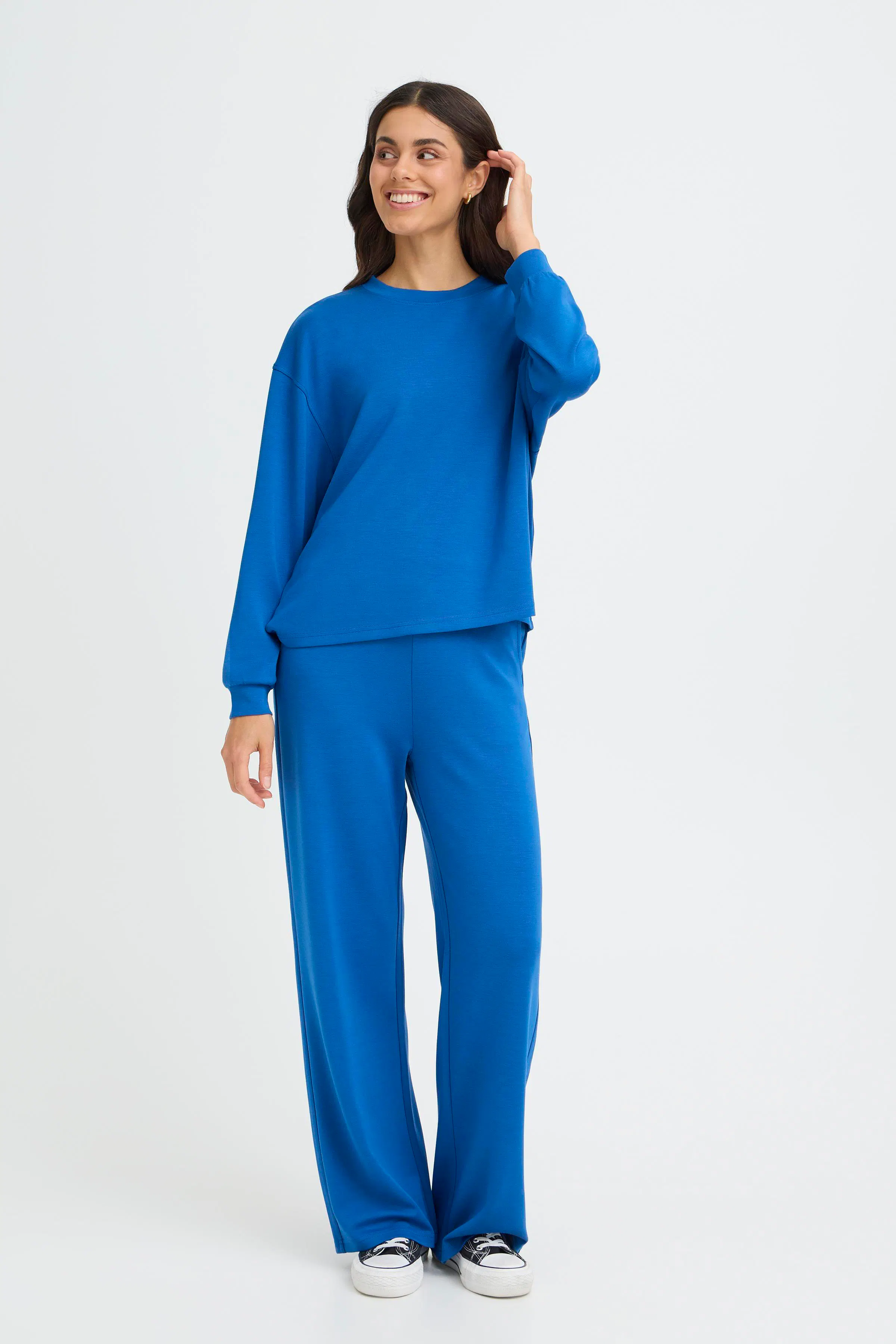 FRAURORA PU 7 Sweatshirt LOOKBOOK FRONT 20615558-194057