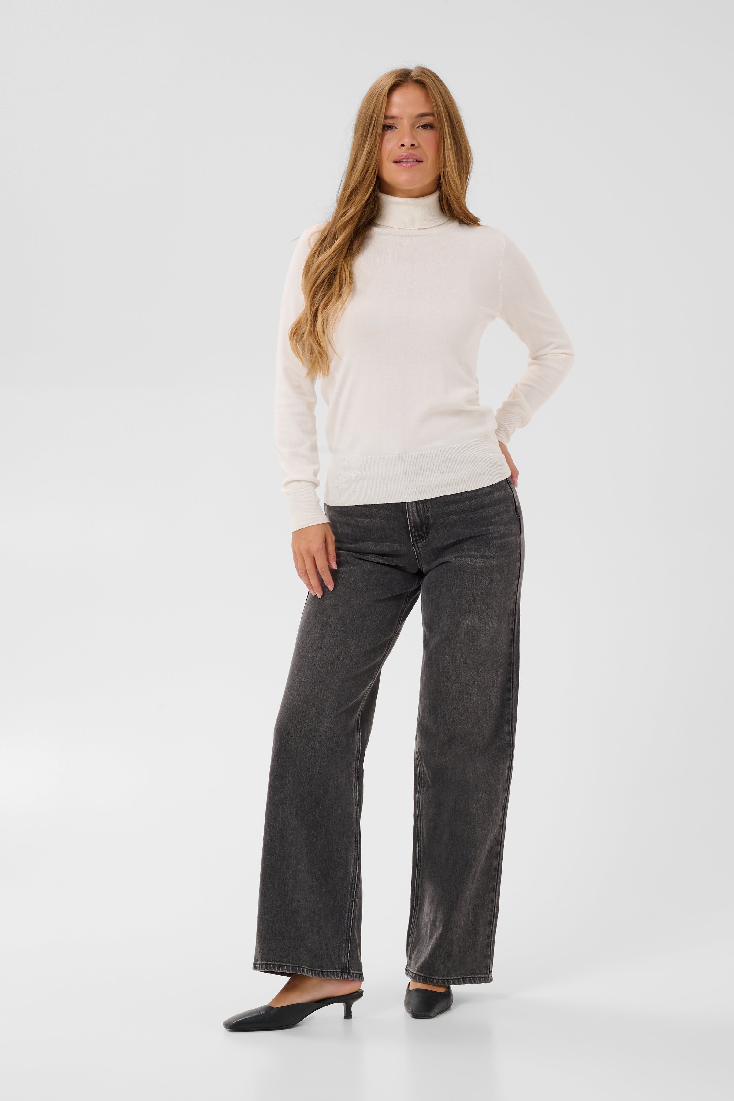 KAmeadow Jeans LOOKBOOK FRONT 10510712-108531