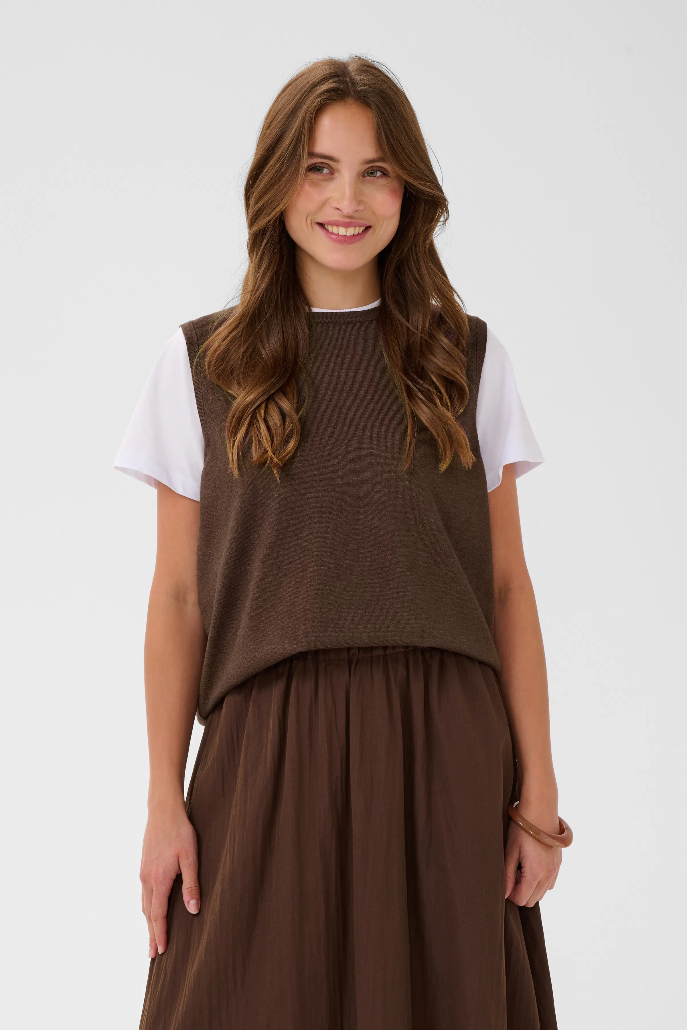 MilaSZ Vest LOOKBOOK FRONT 30511506-1910151