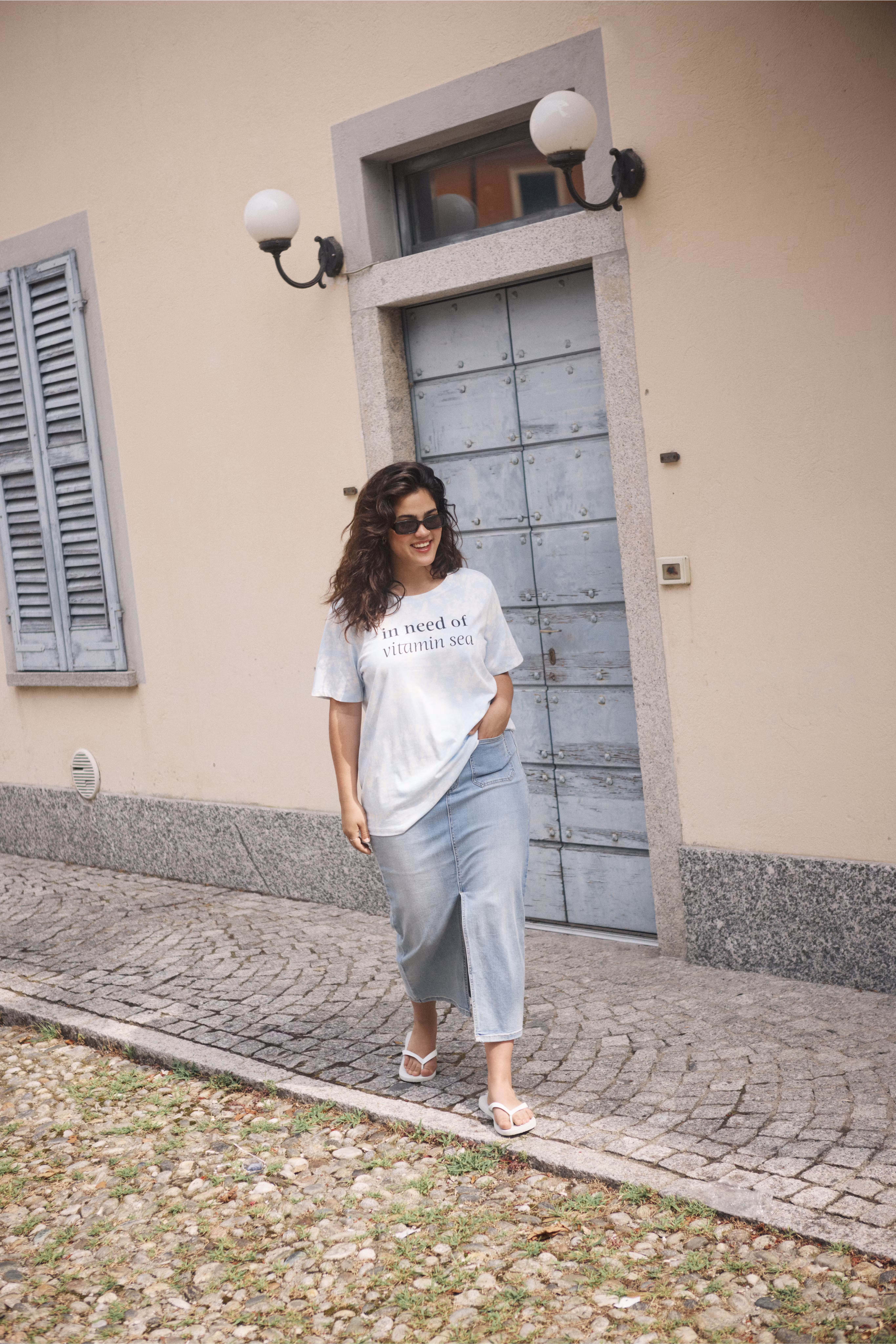 KCsina Kjol LOCATION NONE 10583254-101012